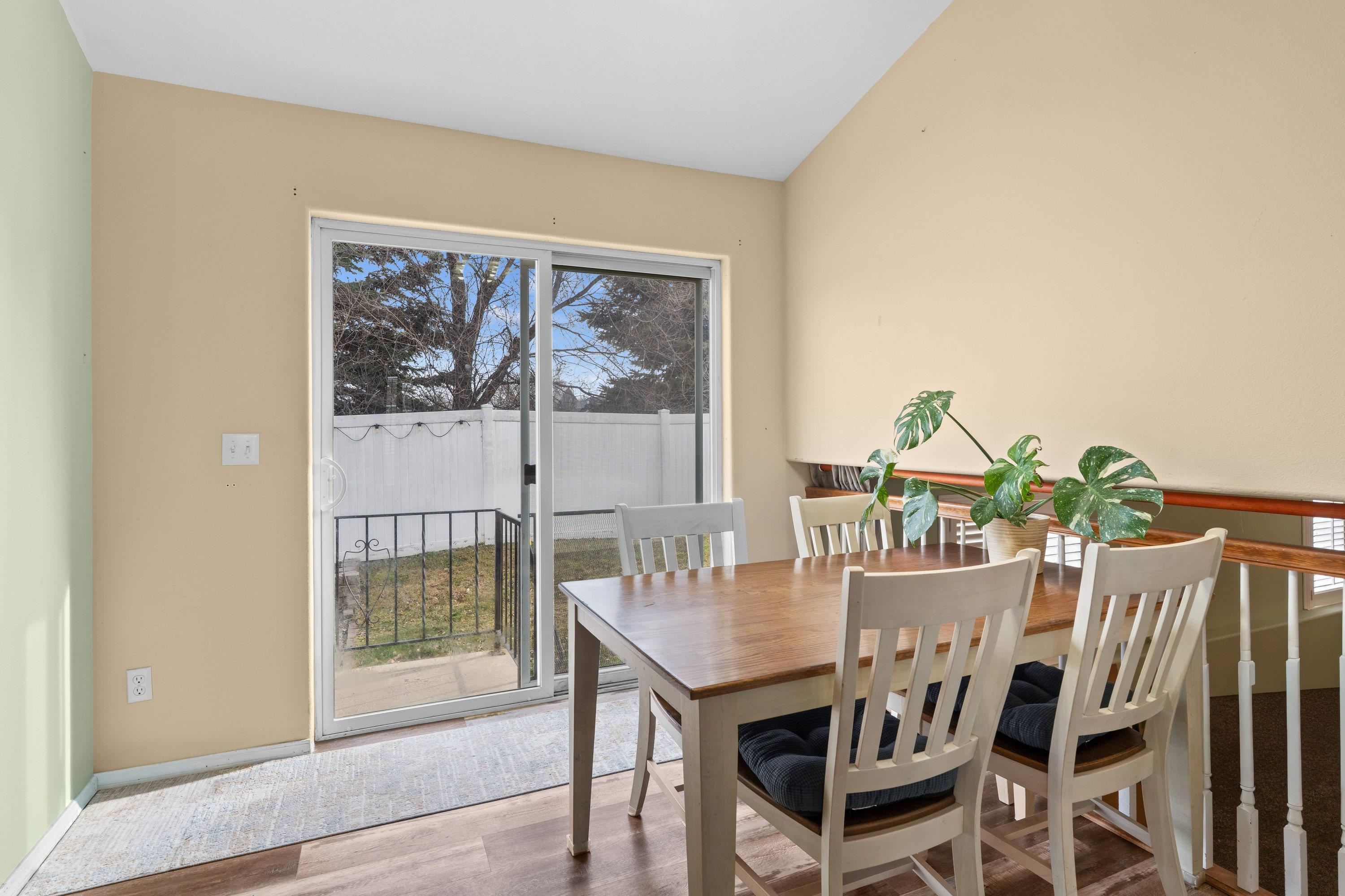 2116 N Tschirley Rd - Photo 9