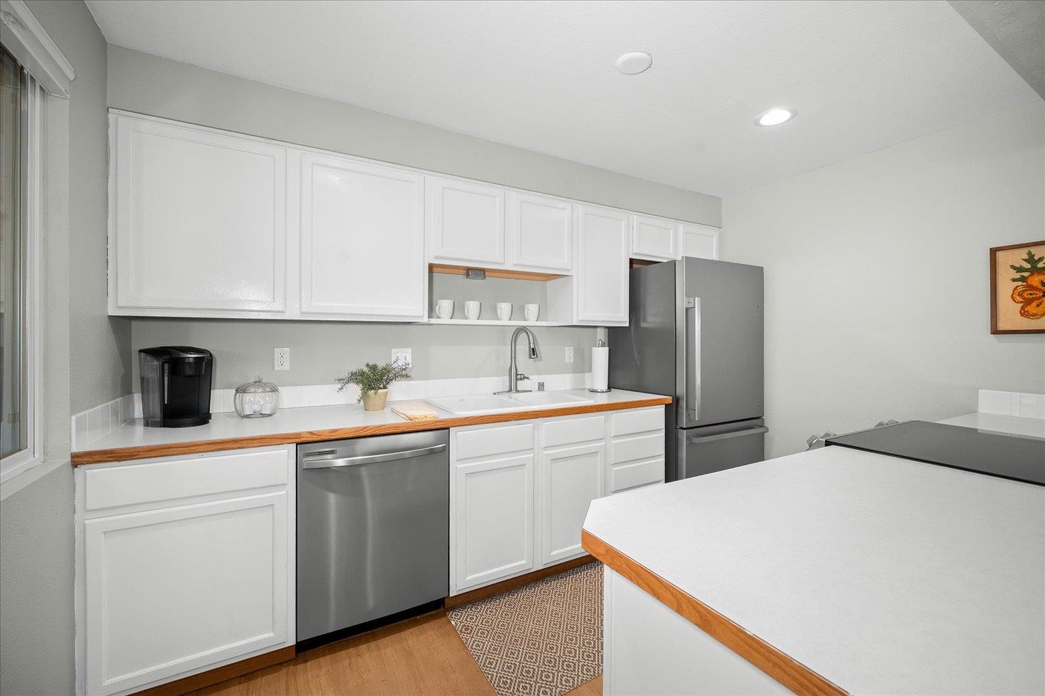 102 E Weile Ave - Photo 11