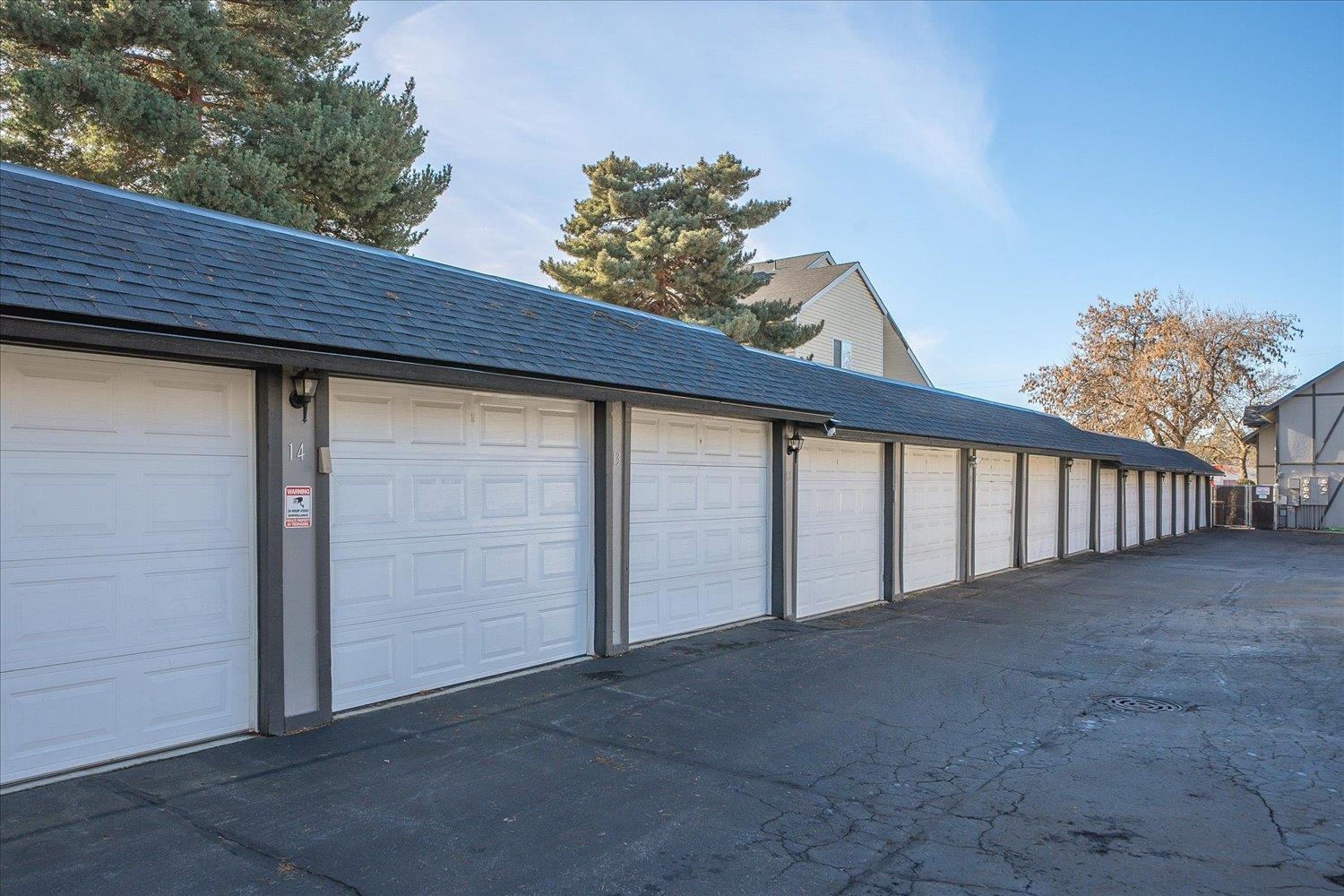 102 E Weile Ave - Photo 20