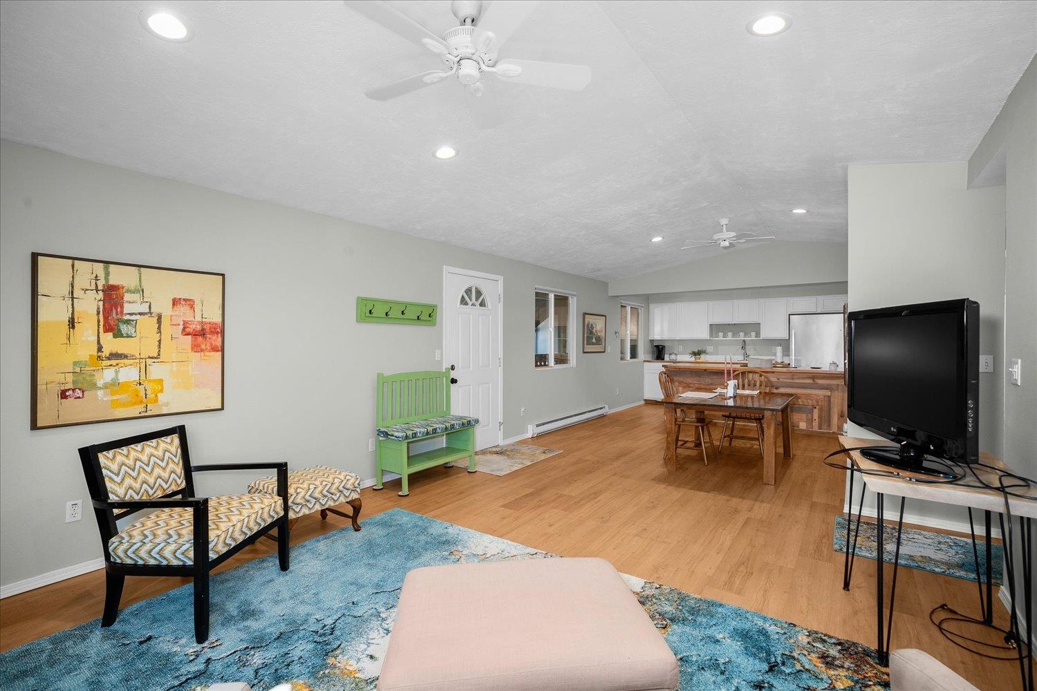 102 E Weile Ave - Photo 7