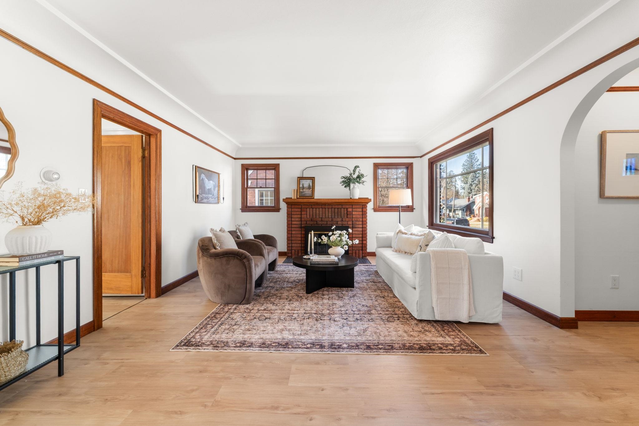 411 W 26th Ave - Photo 3