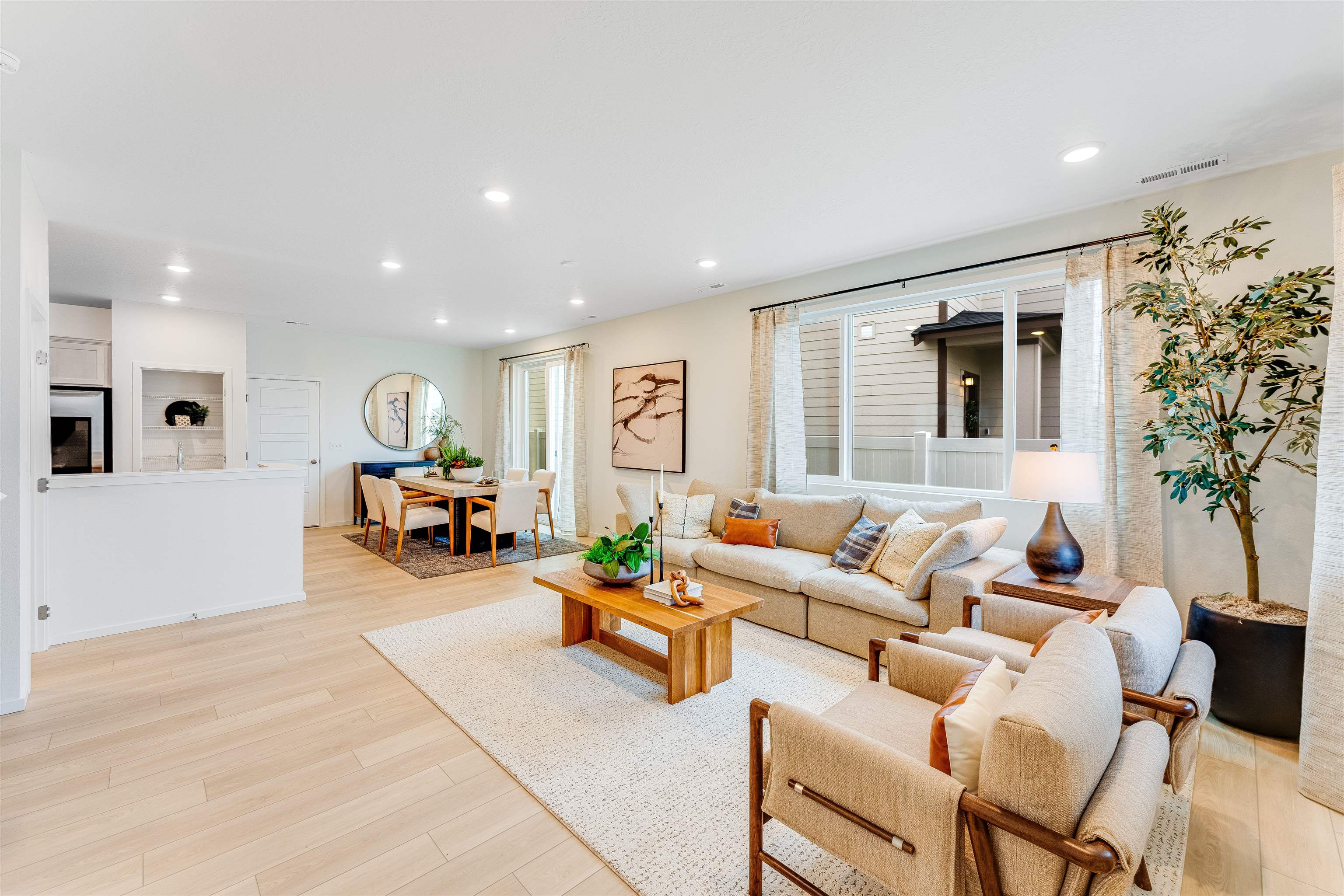 24806 E Coopers Hawk Ln - Photo 2