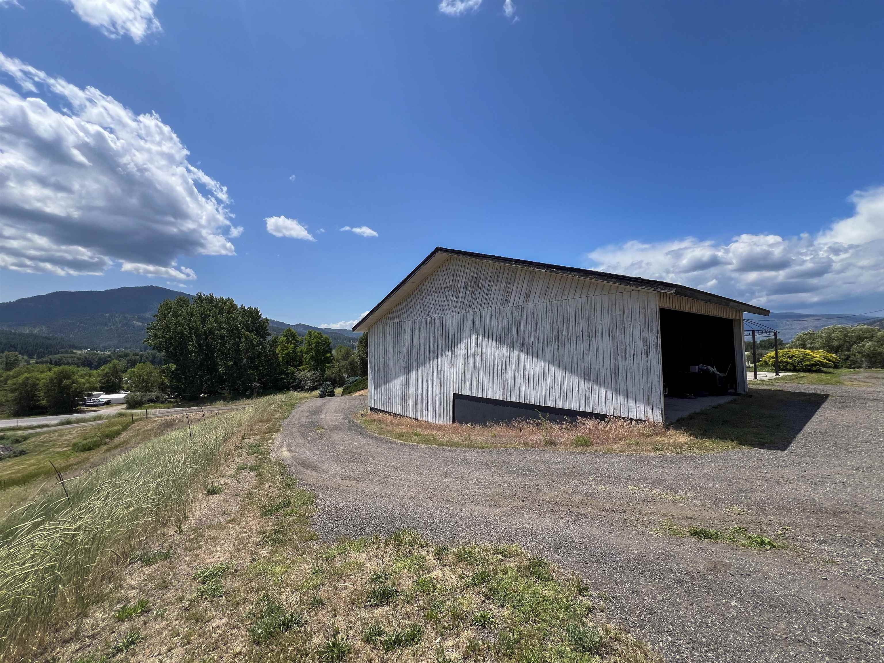 598 N 395 Hwy - Photo 40