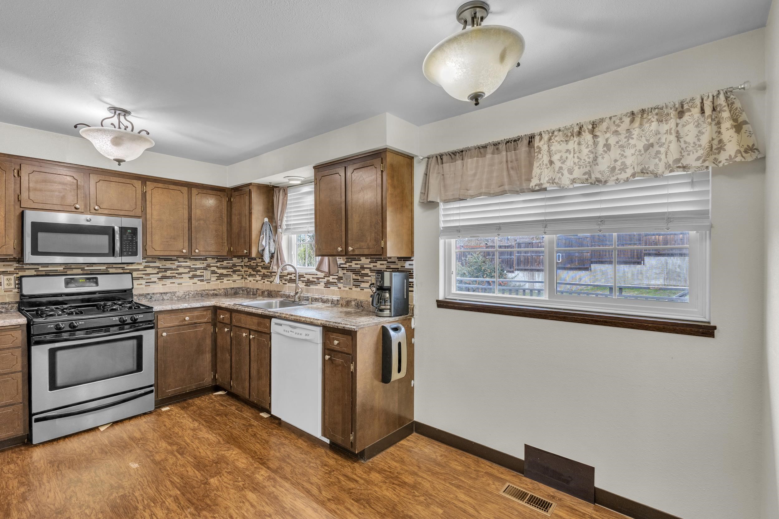 4116 W Francis Ave - Photo 10