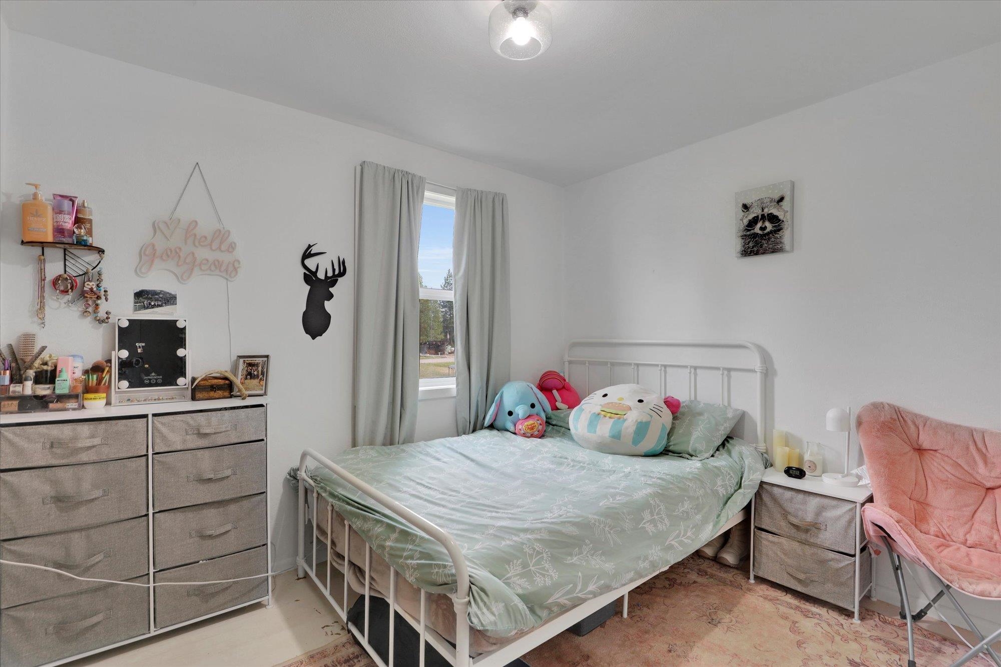 212 MATHEWS St - Photo 12