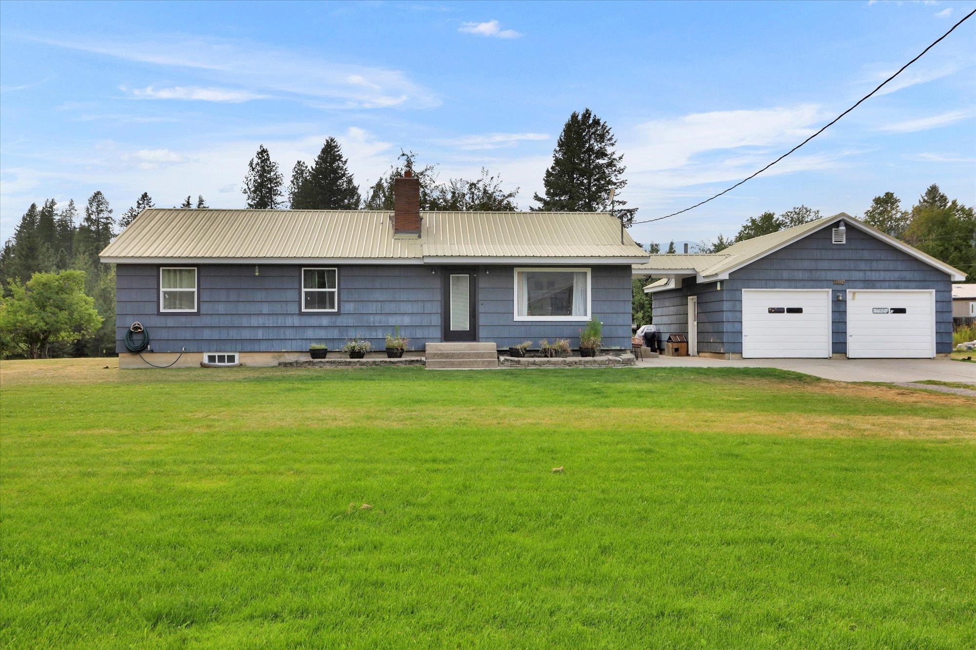 212 MATHEWS St - Photo 3