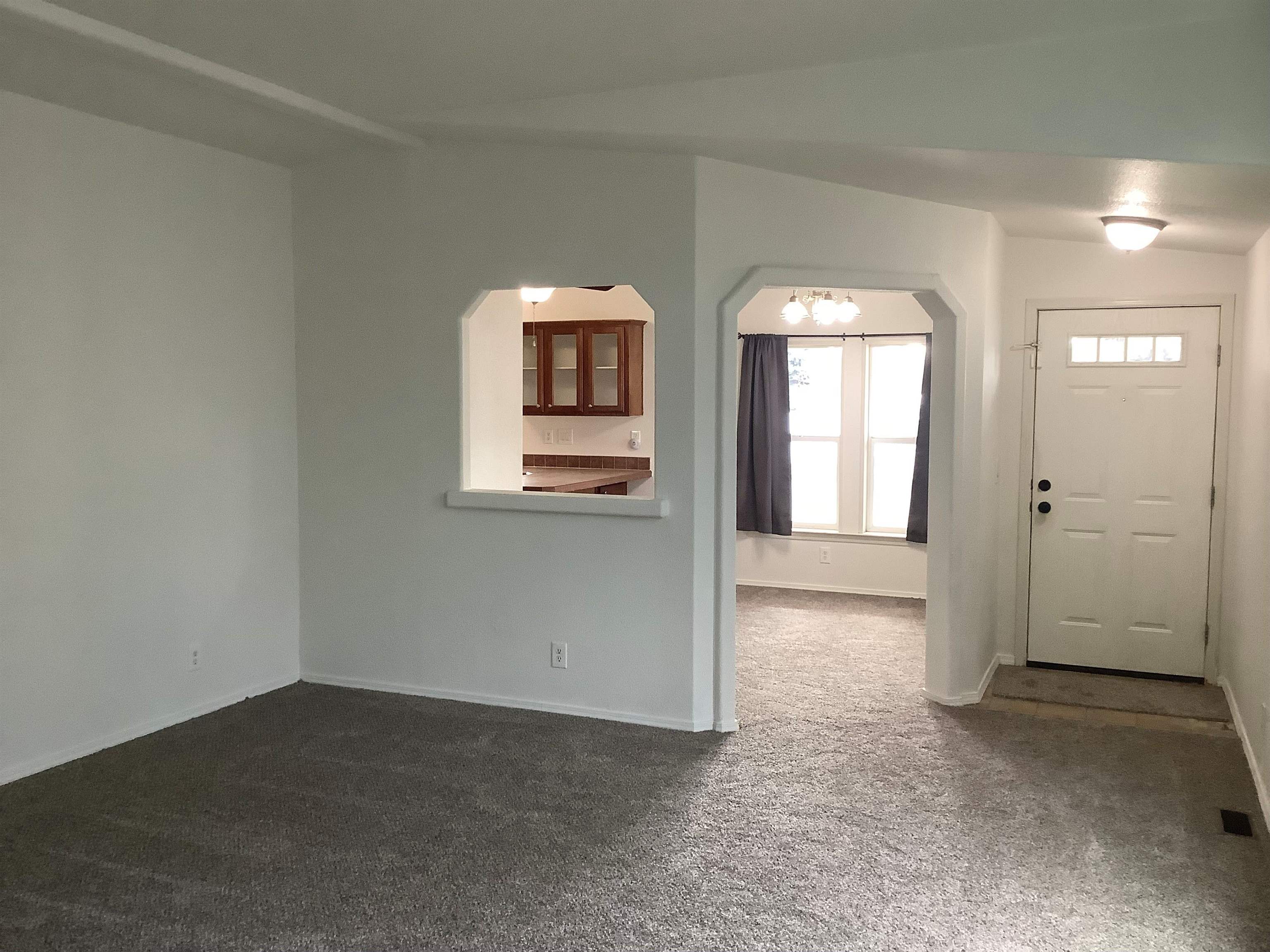 11621 E Ermina Ave - Photo 5