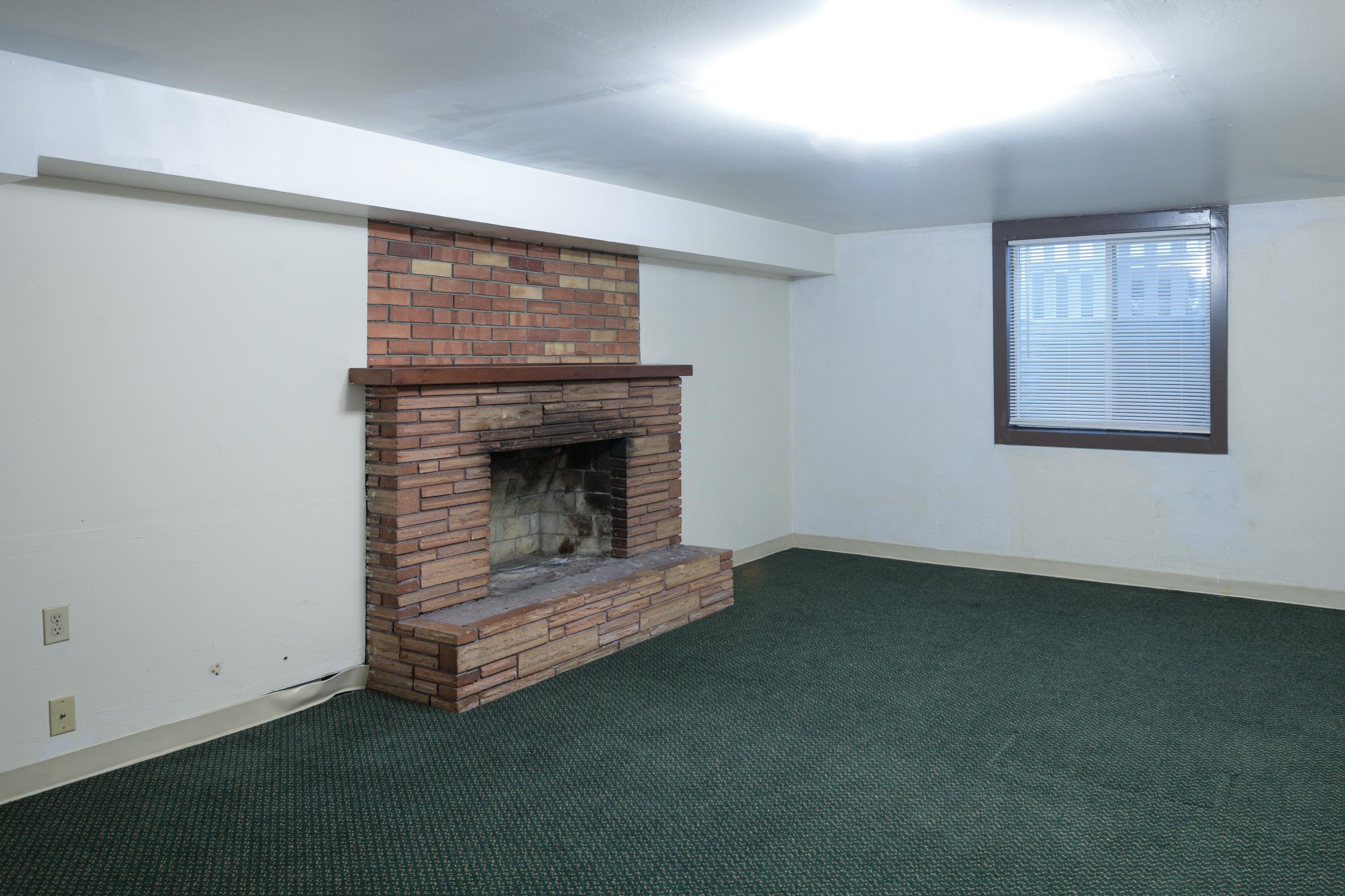 4104 N ELM St - Photo 18