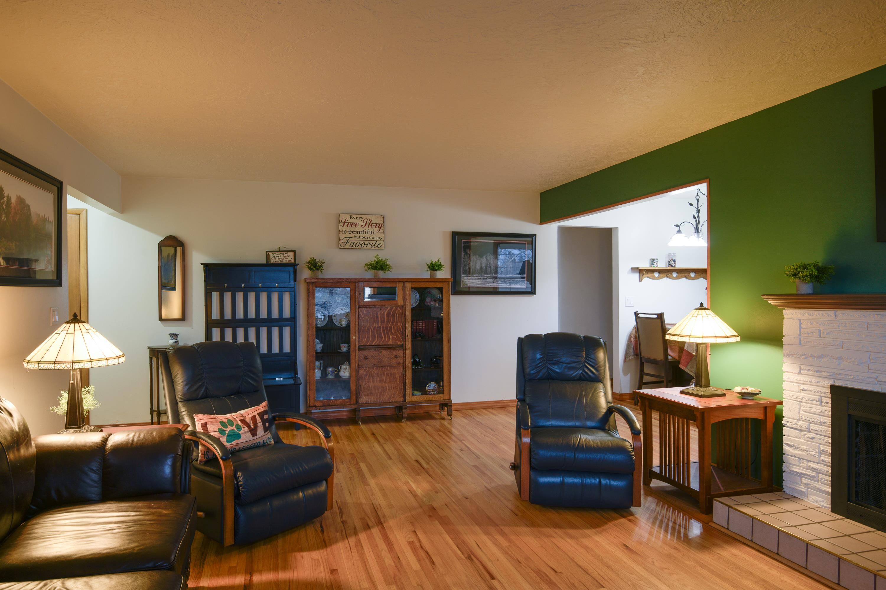 4104 N ELM St - Photo 5