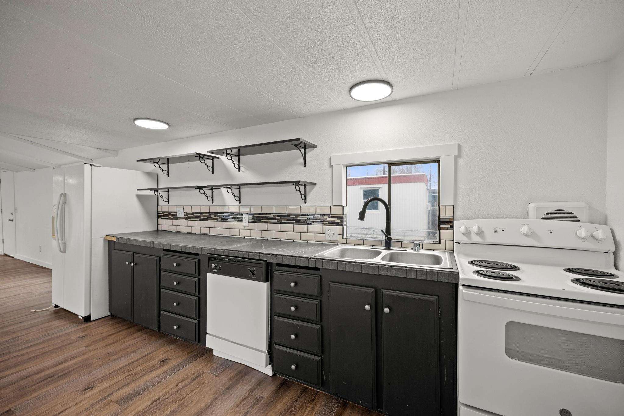11920 E MANSFIELD Ave - Photo 11