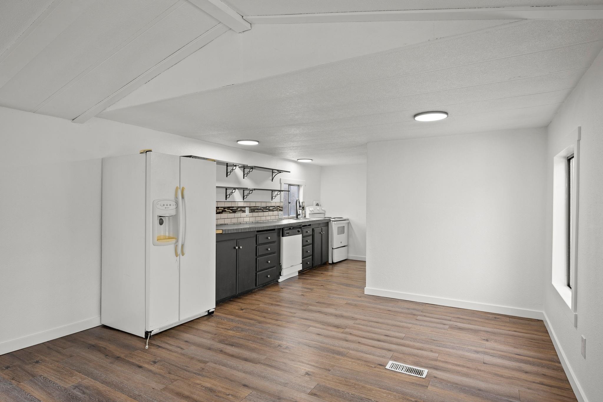 11920 E MANSFIELD Ave - Photo 7