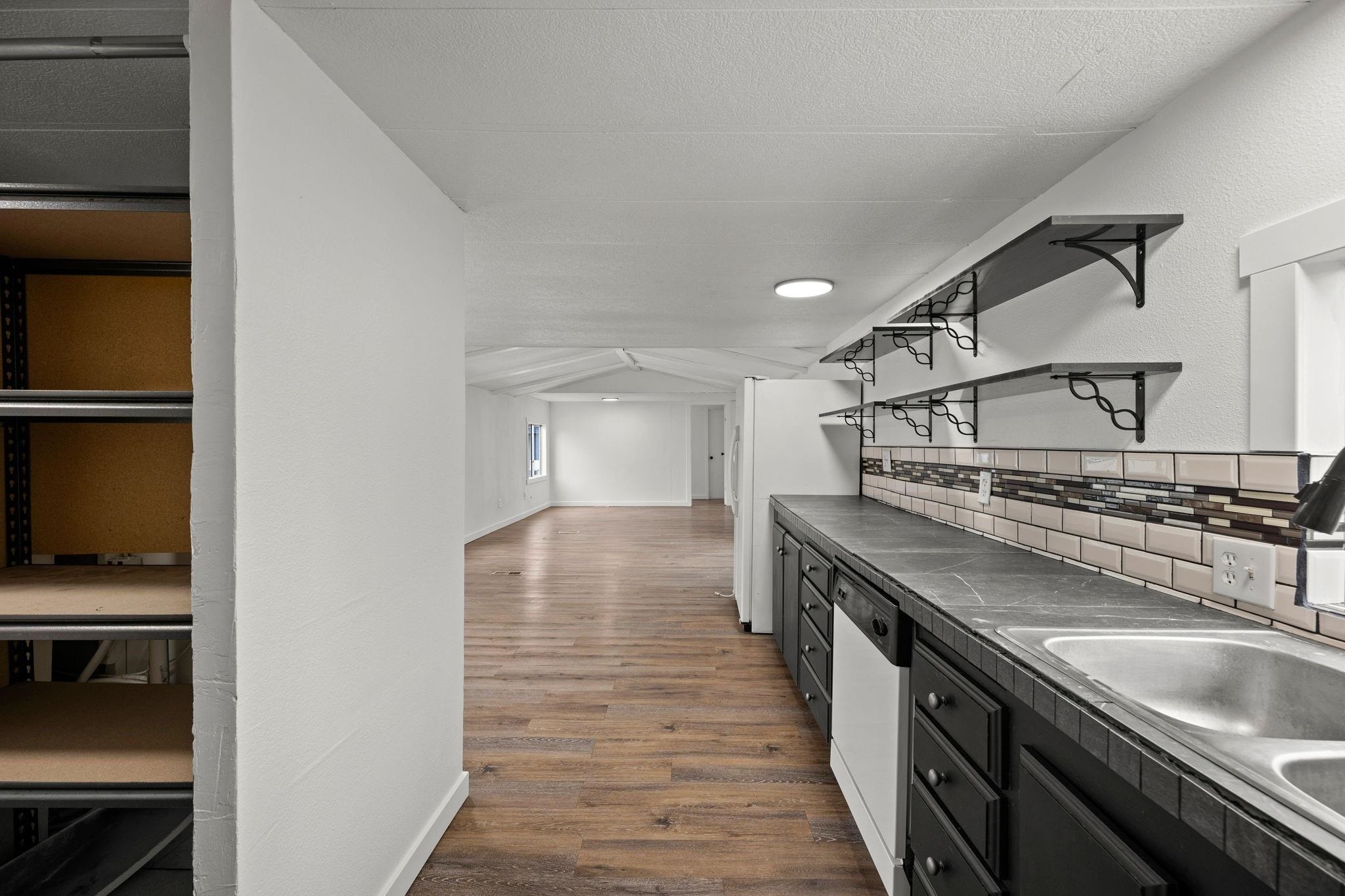11920 E MANSFIELD Ave - Photo 10