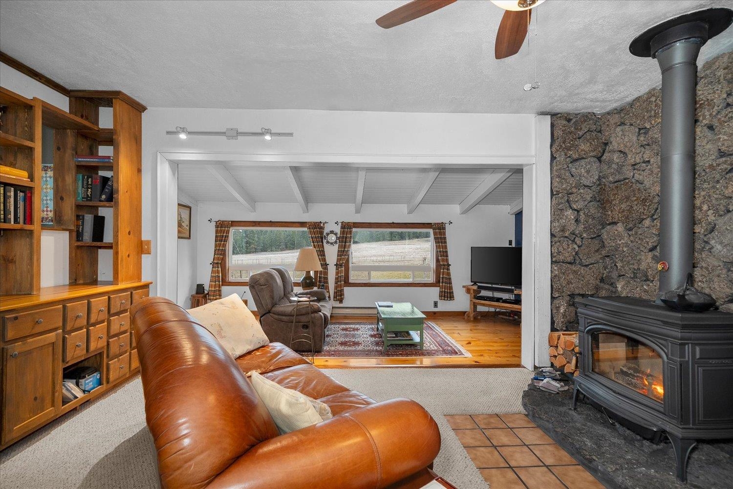 11006 E Boundary Rd - Photo 11