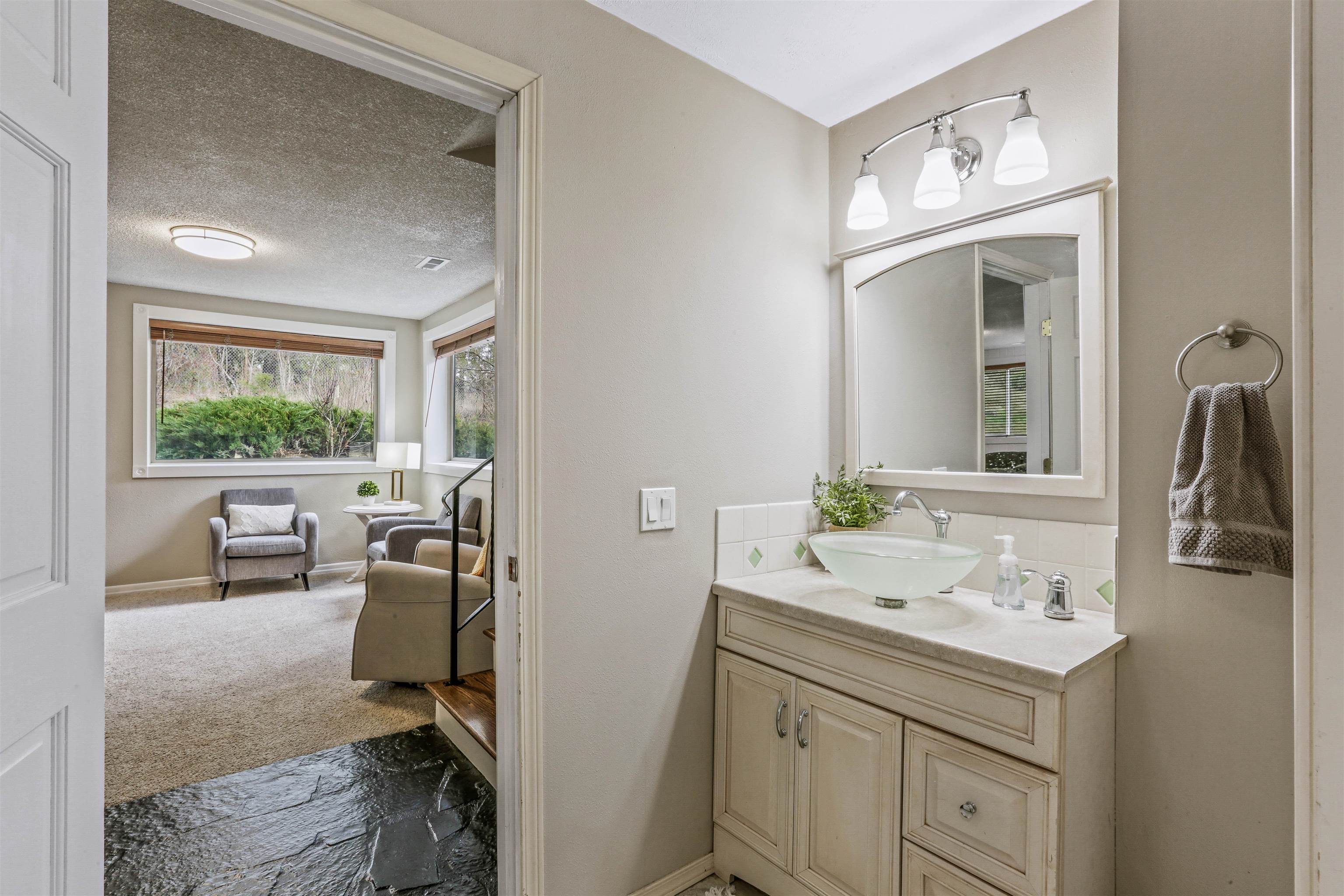 216 W Fleming Ave - Photo 13