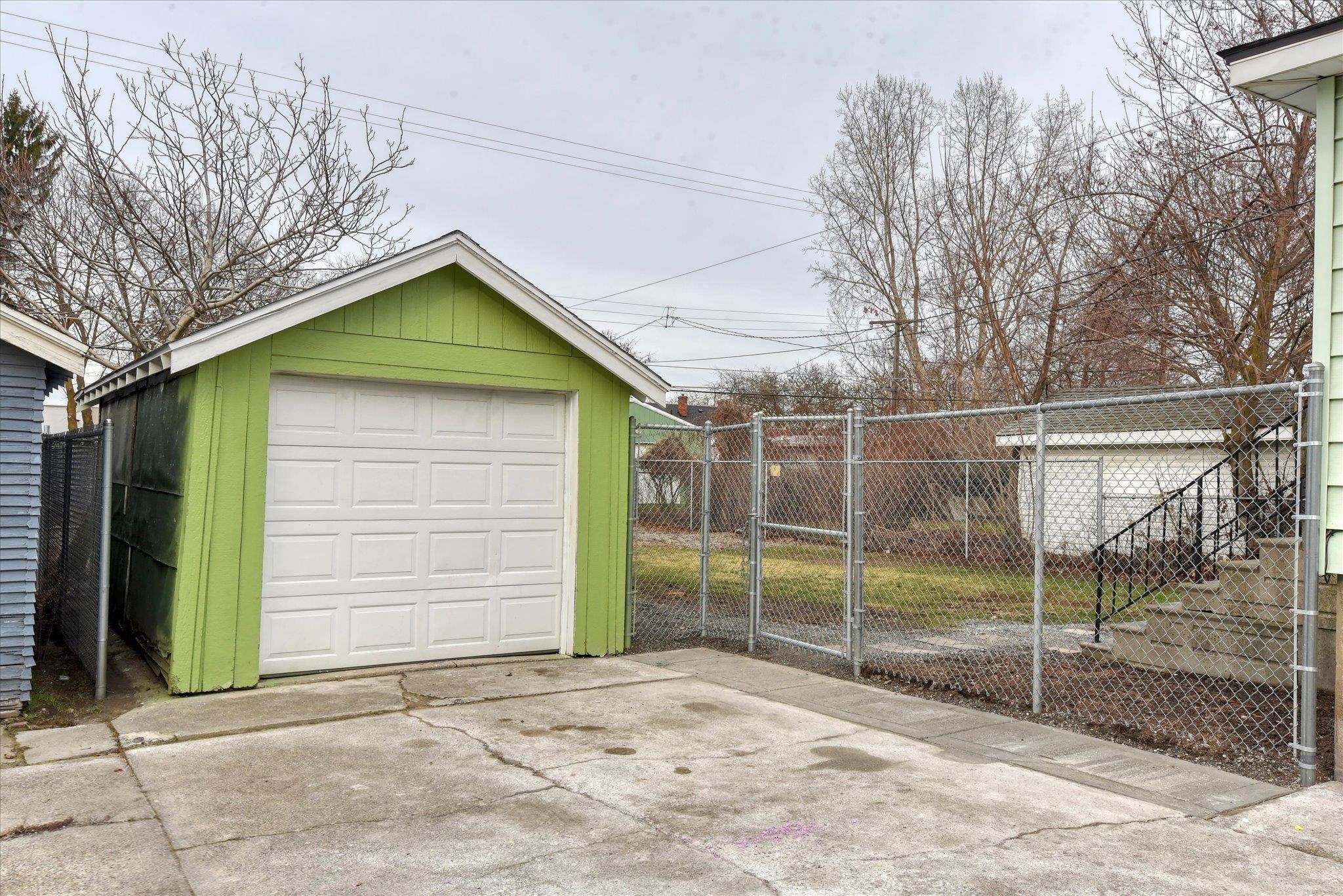 4107 E 2nd Ave - Photo 29