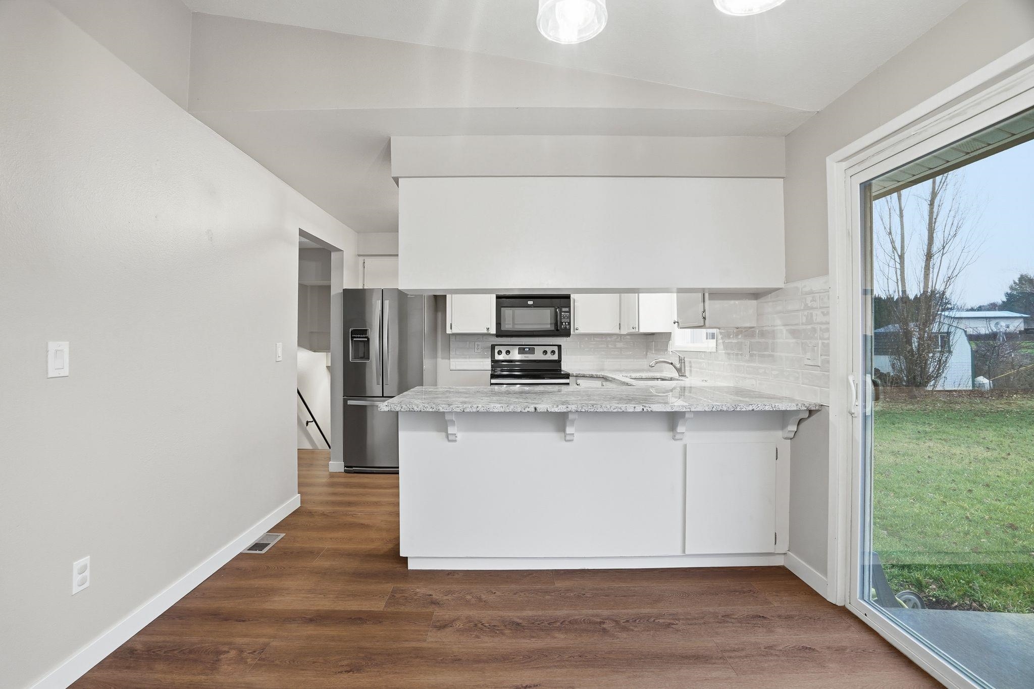 414 S Henry Rd - Photo 11