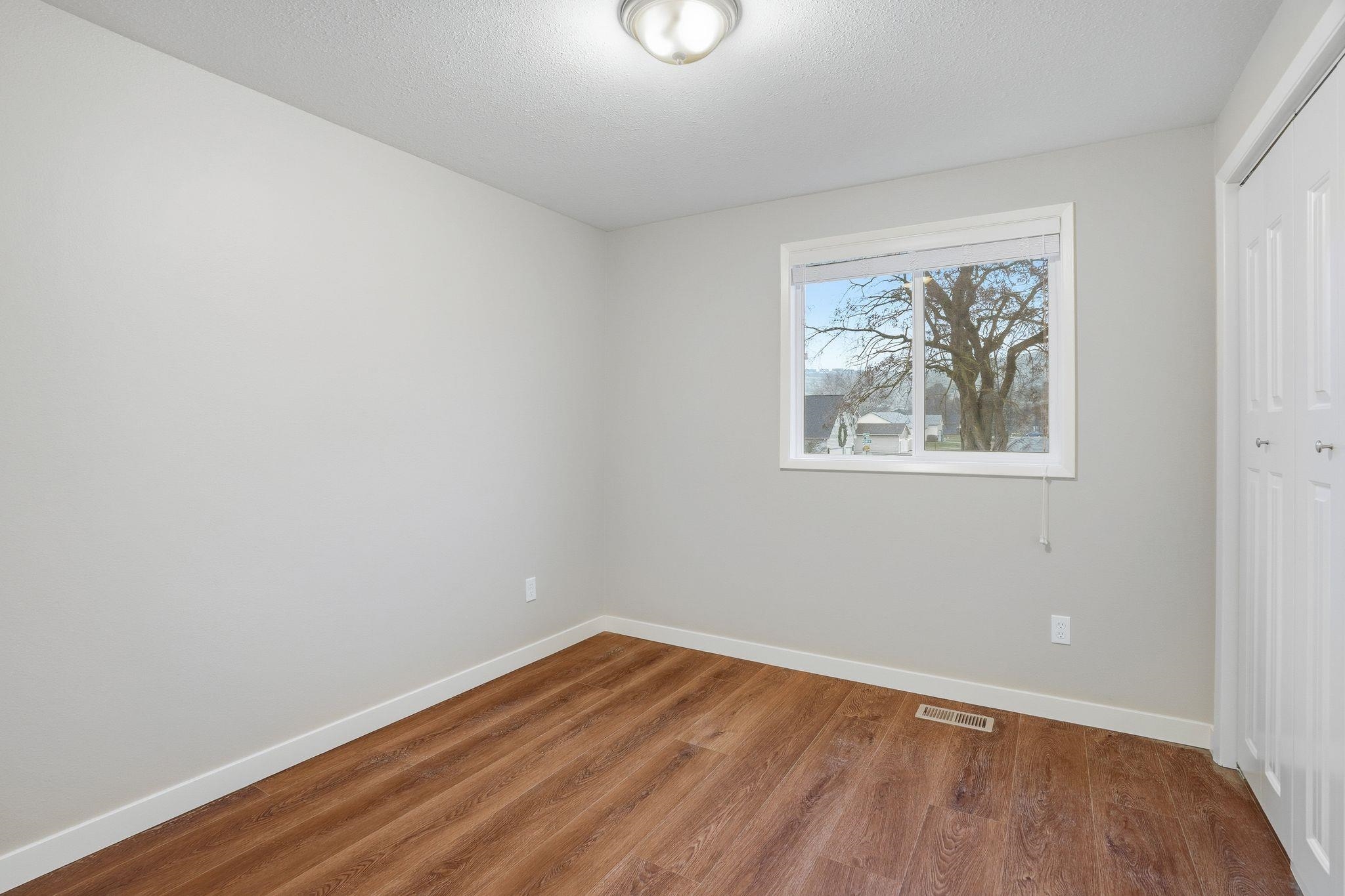 414 S Henry Rd - Photo 22