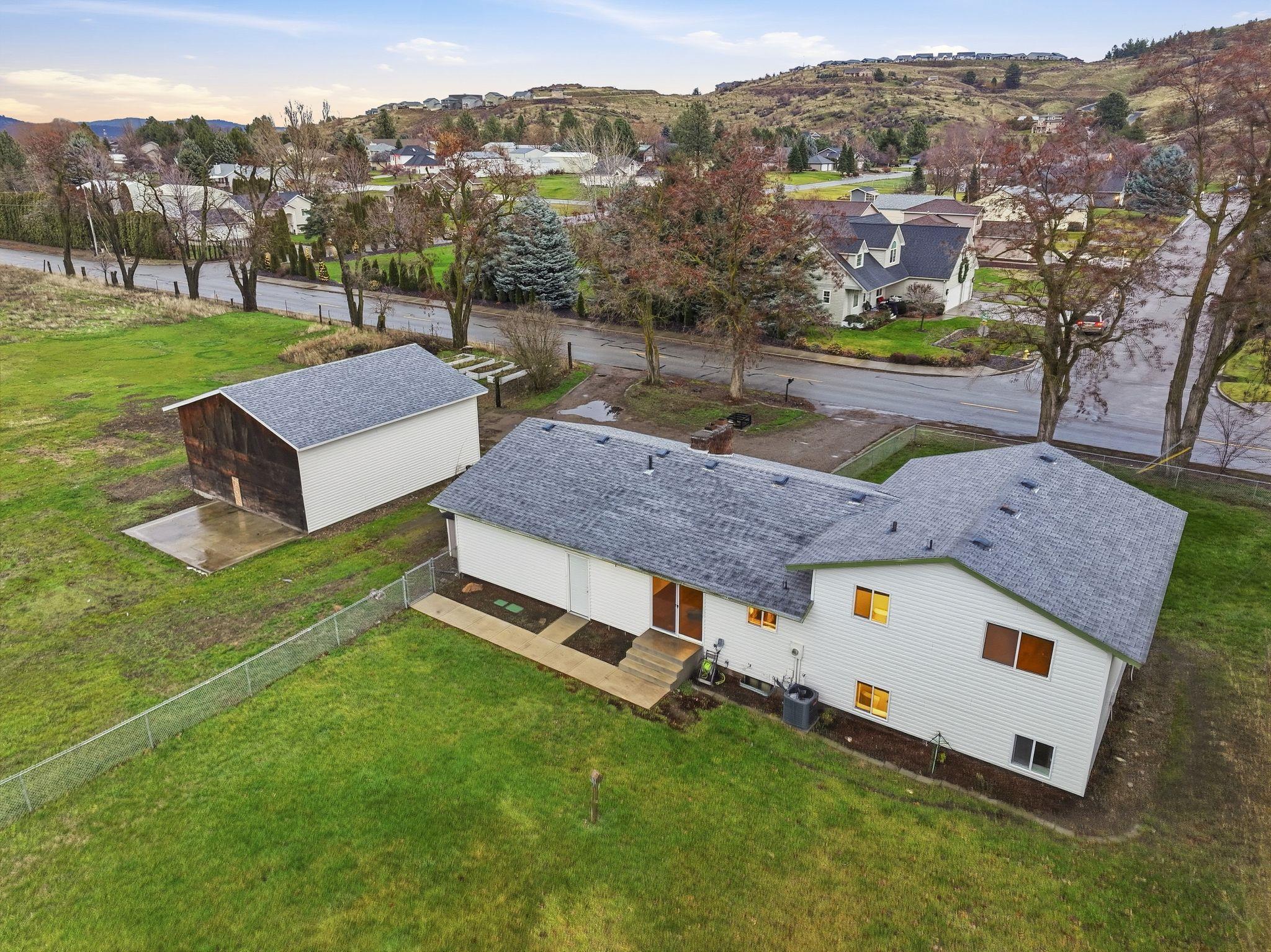 414 S Henry Rd - Photo 43