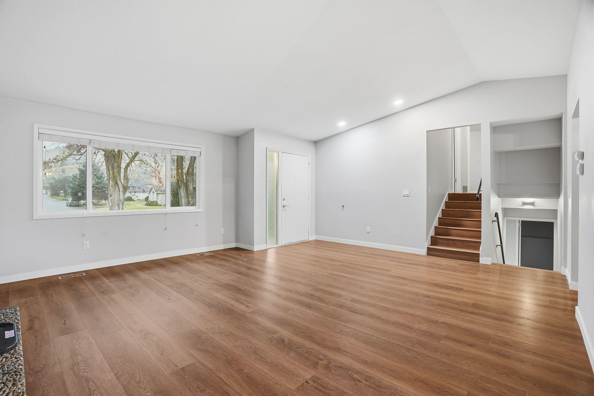 414 S Henry Rd - Photo 6