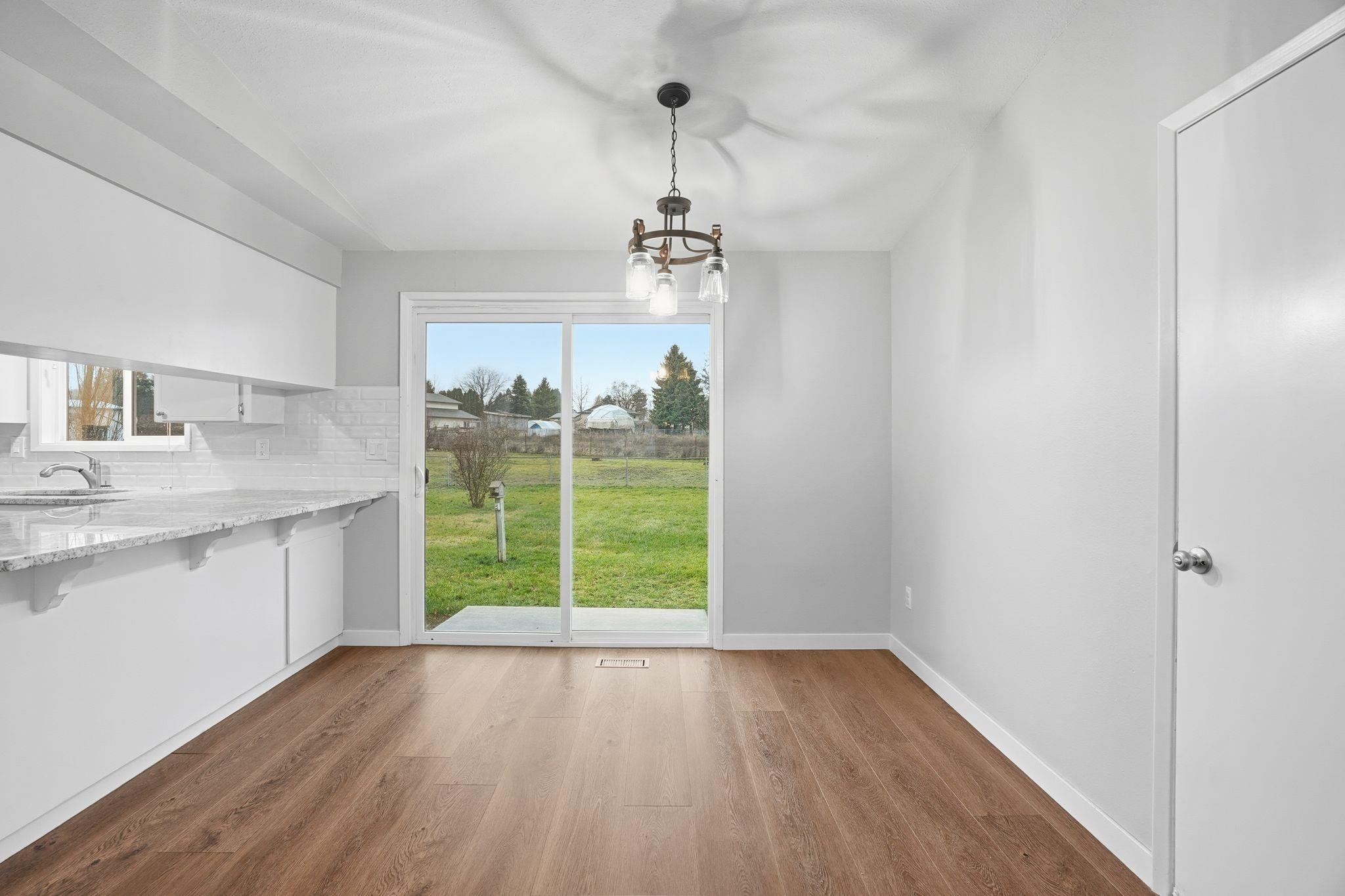 414 S Henry Rd - Photo 8