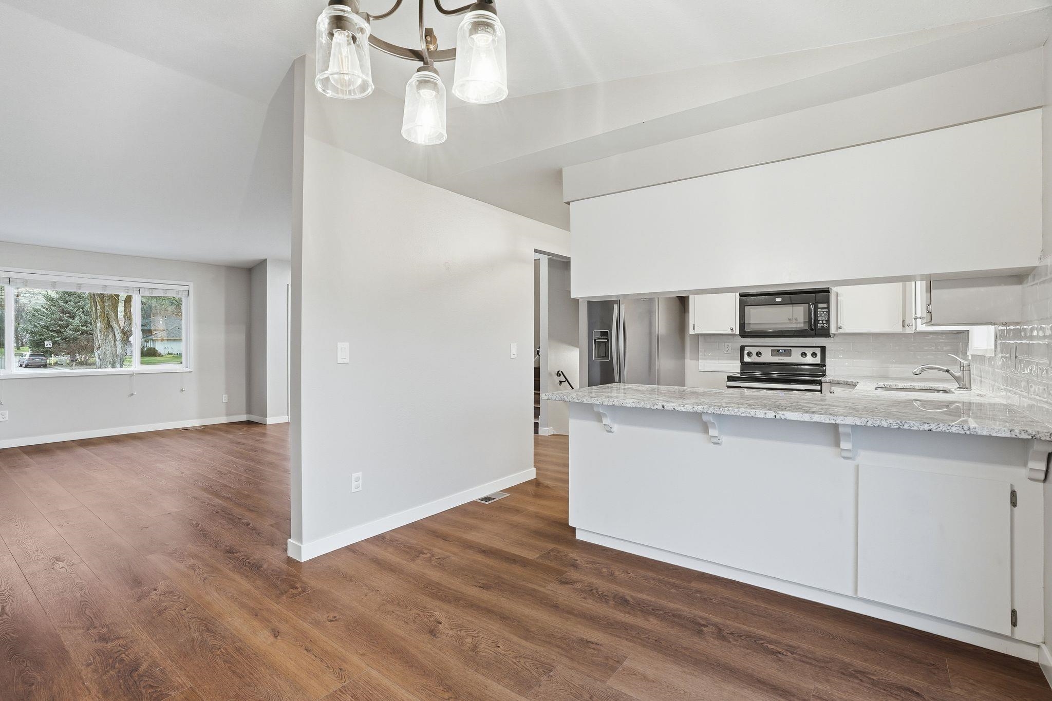 414 S Henry Rd - Photo 10