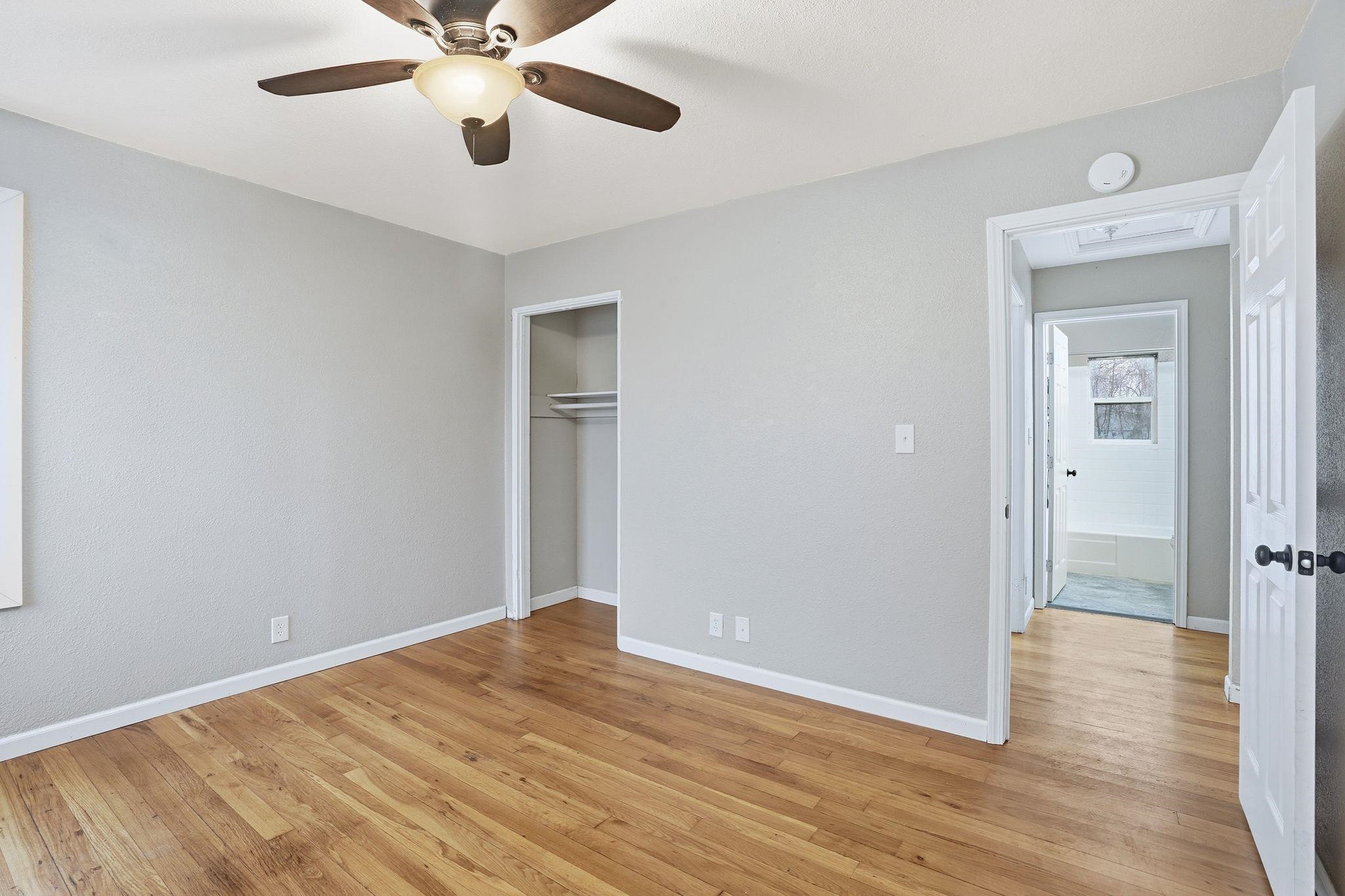 5623 E Parkwater Ave - Photo 12