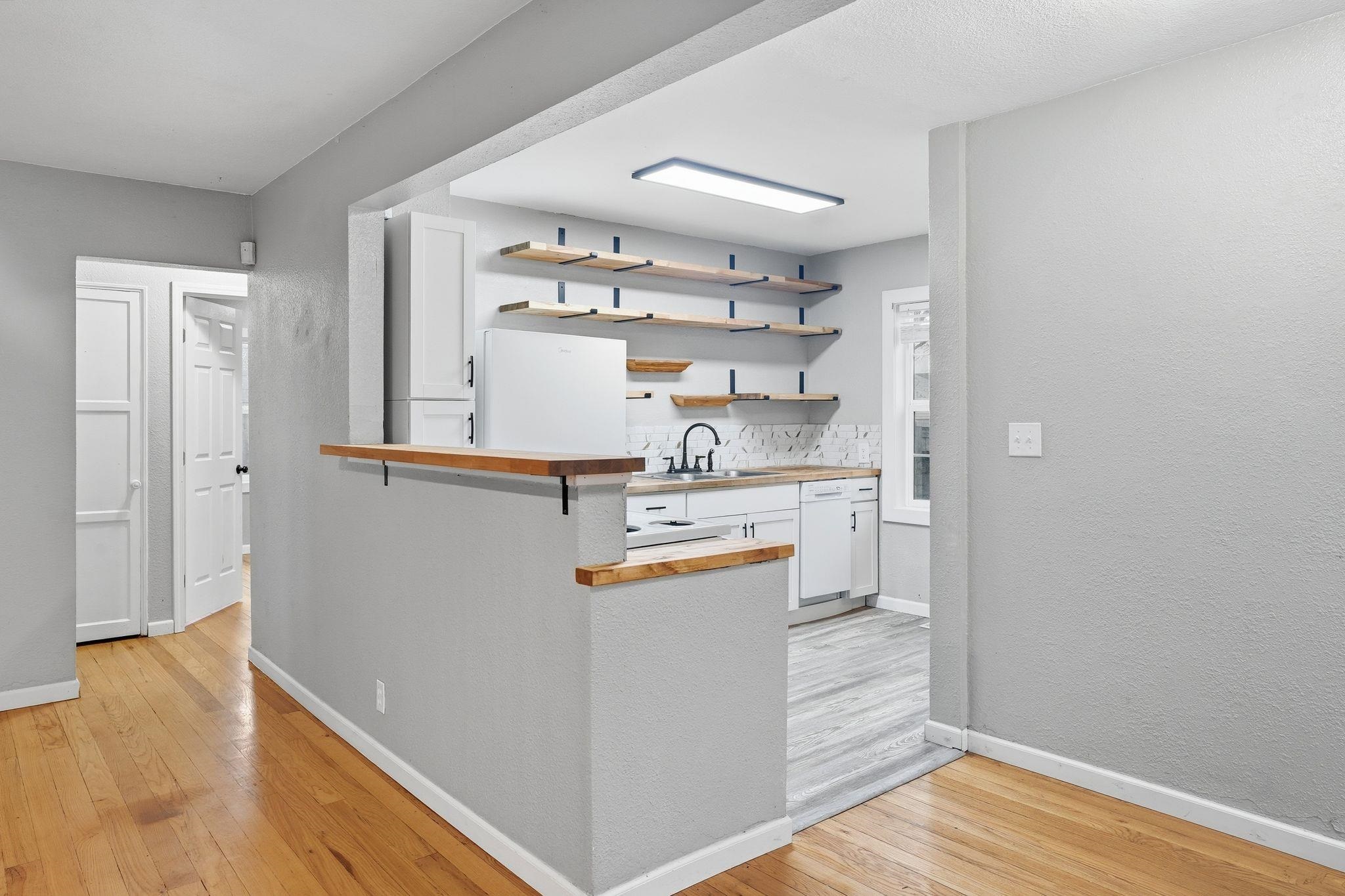 5623 E Parkwater Ave - Photo 7