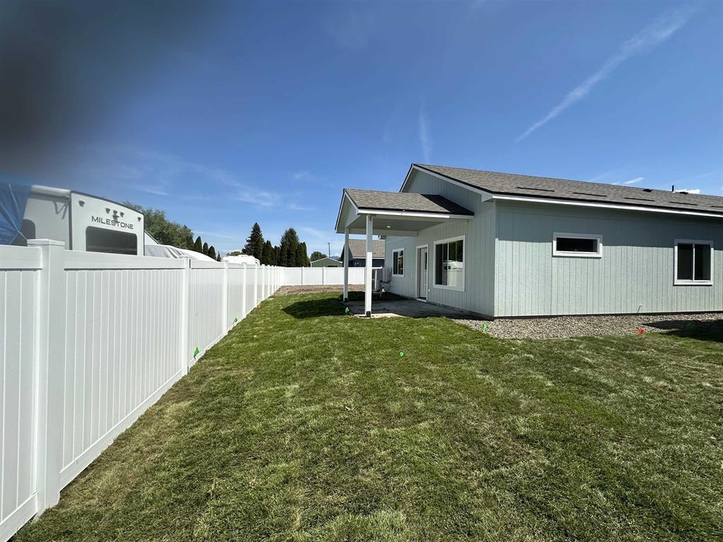 228 N Vercler Ln - Photo 2