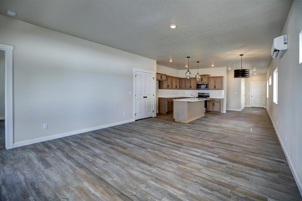 228 N Vercler Ln - Photo 4