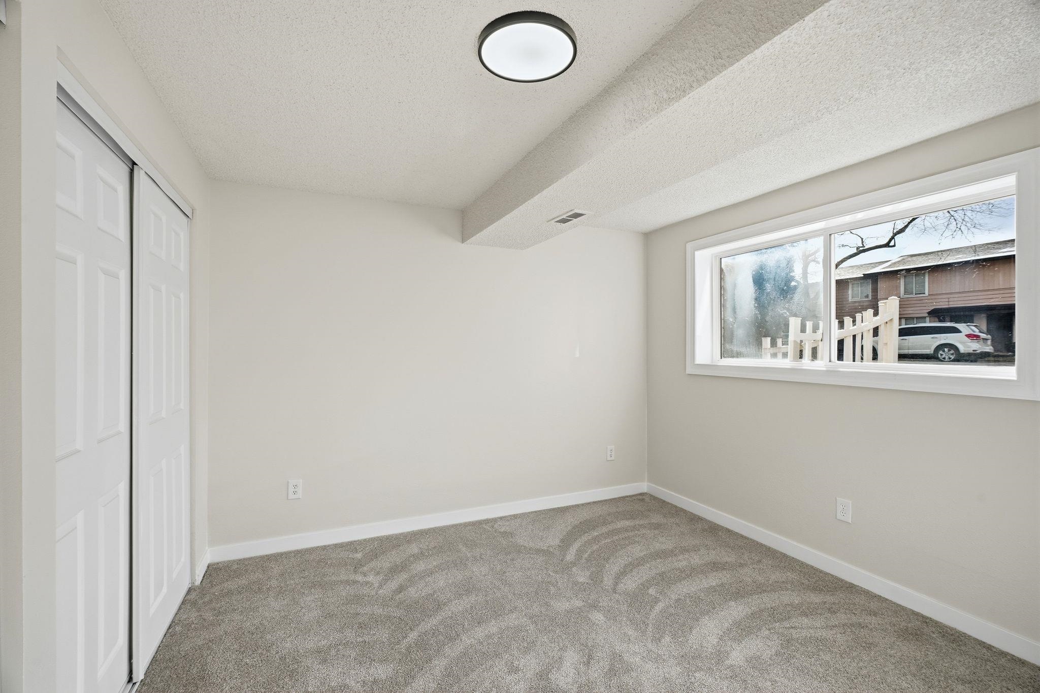 6910 N Wiscomb Dr - Photo 17