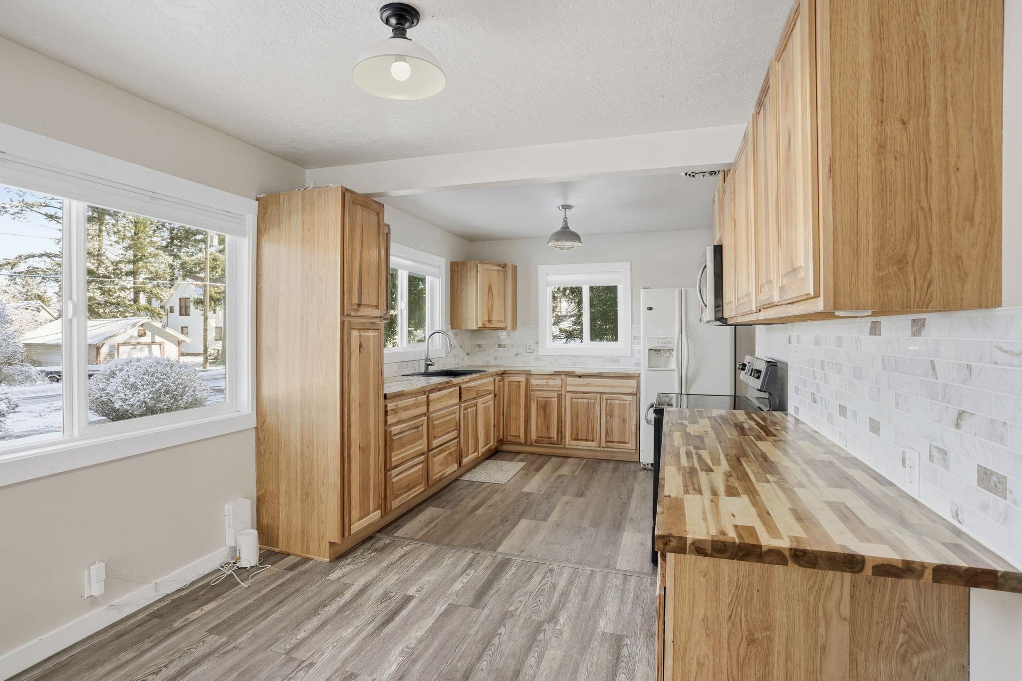 405 W McCoy St - Photo 11