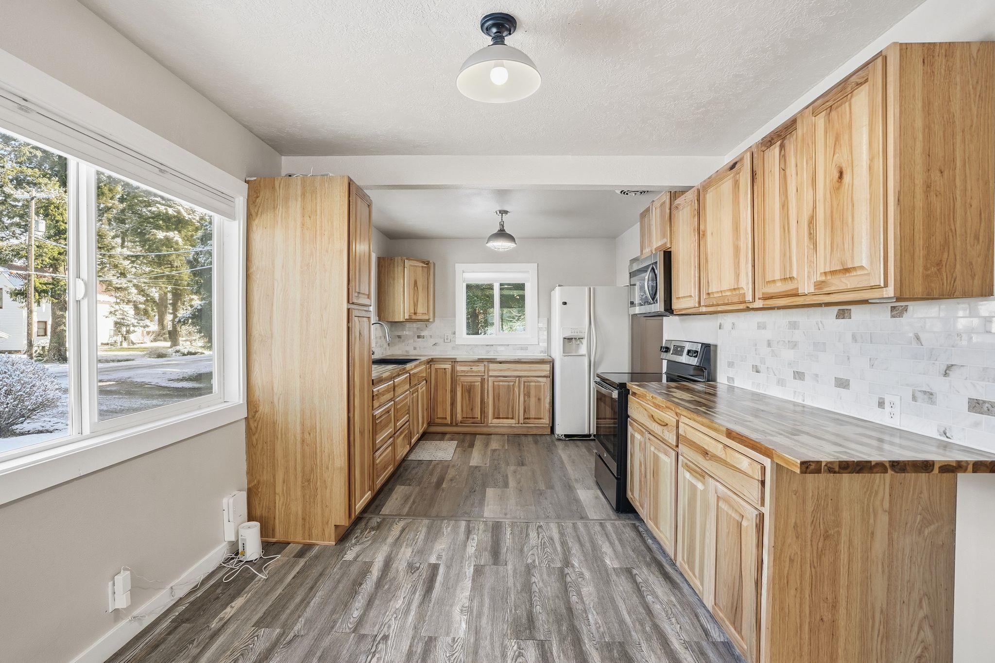 405 W McCoy St - Photo 12