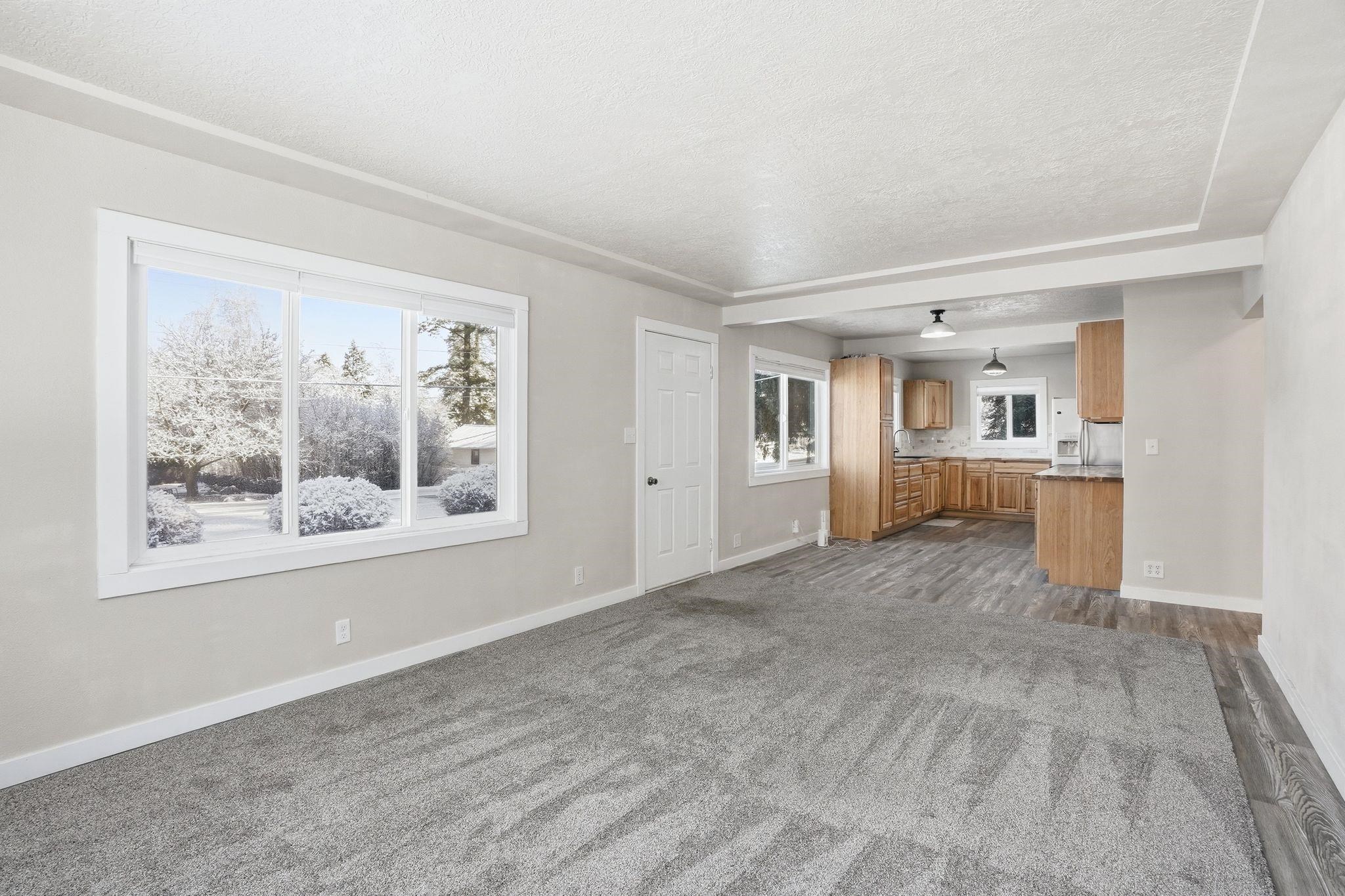 405 W McCoy St - Photo 9