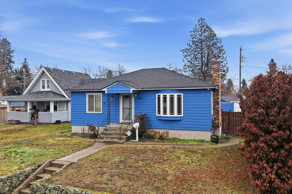 4224 N Walnut St - Photo 2
