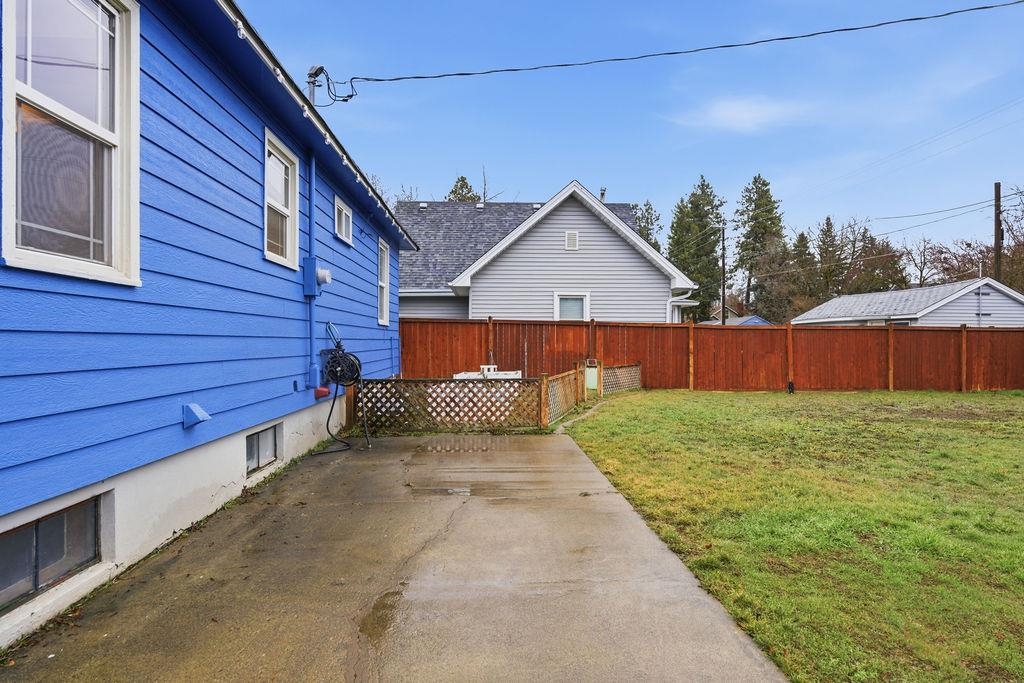 4224 N Walnut St - Photo 24