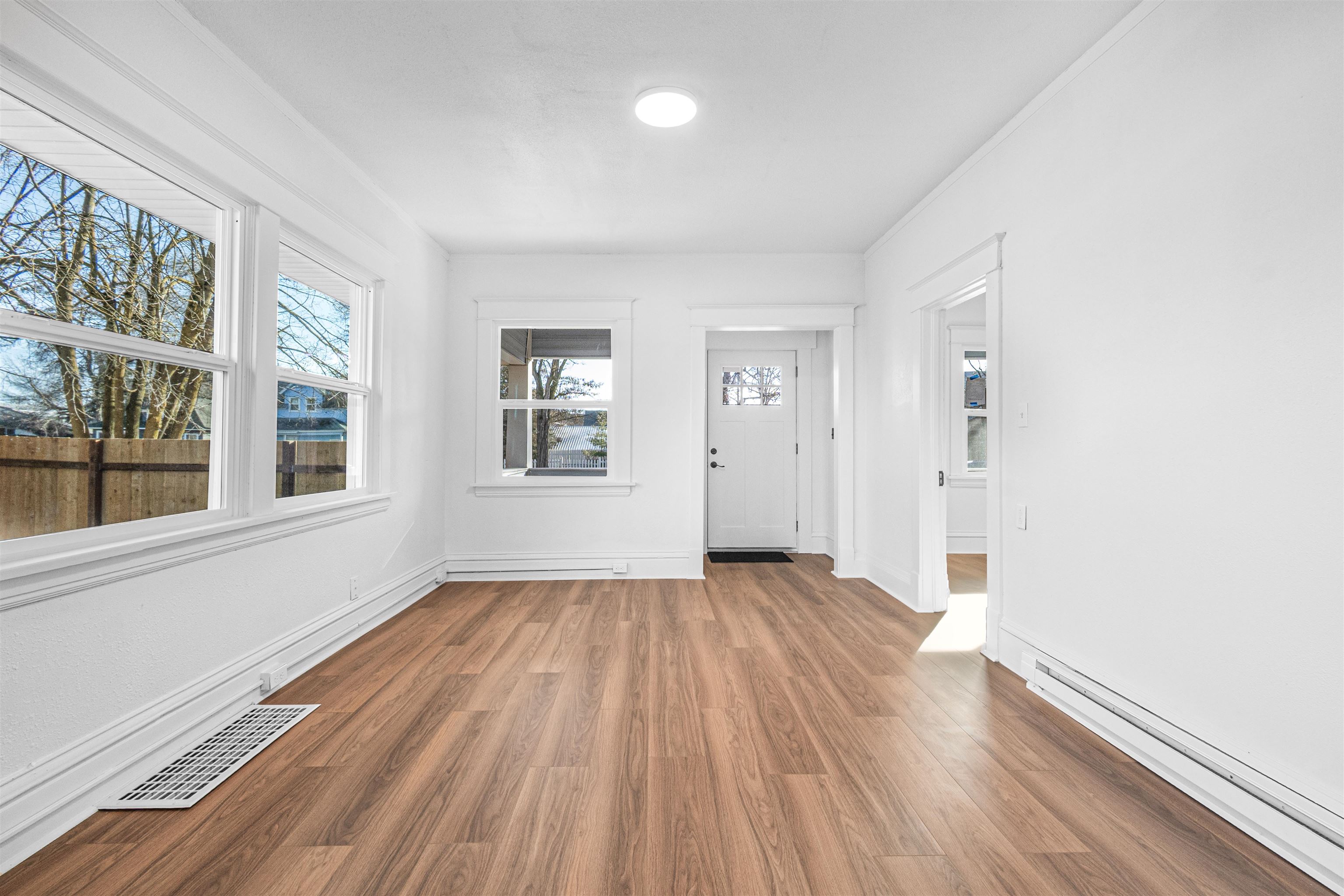 2711 E Everett Ave - Photo 4