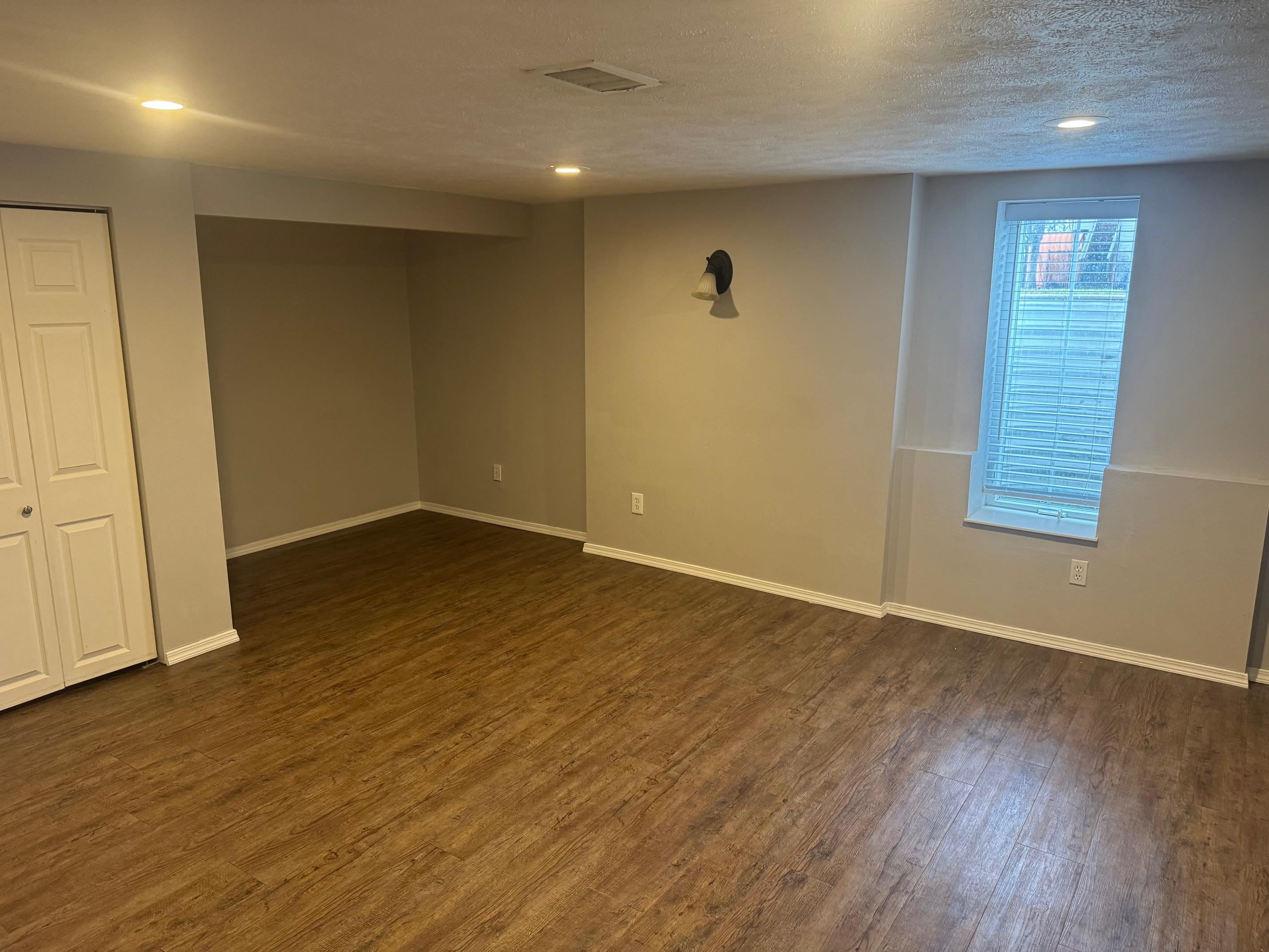 301 E Ermina Ave - Photo 11