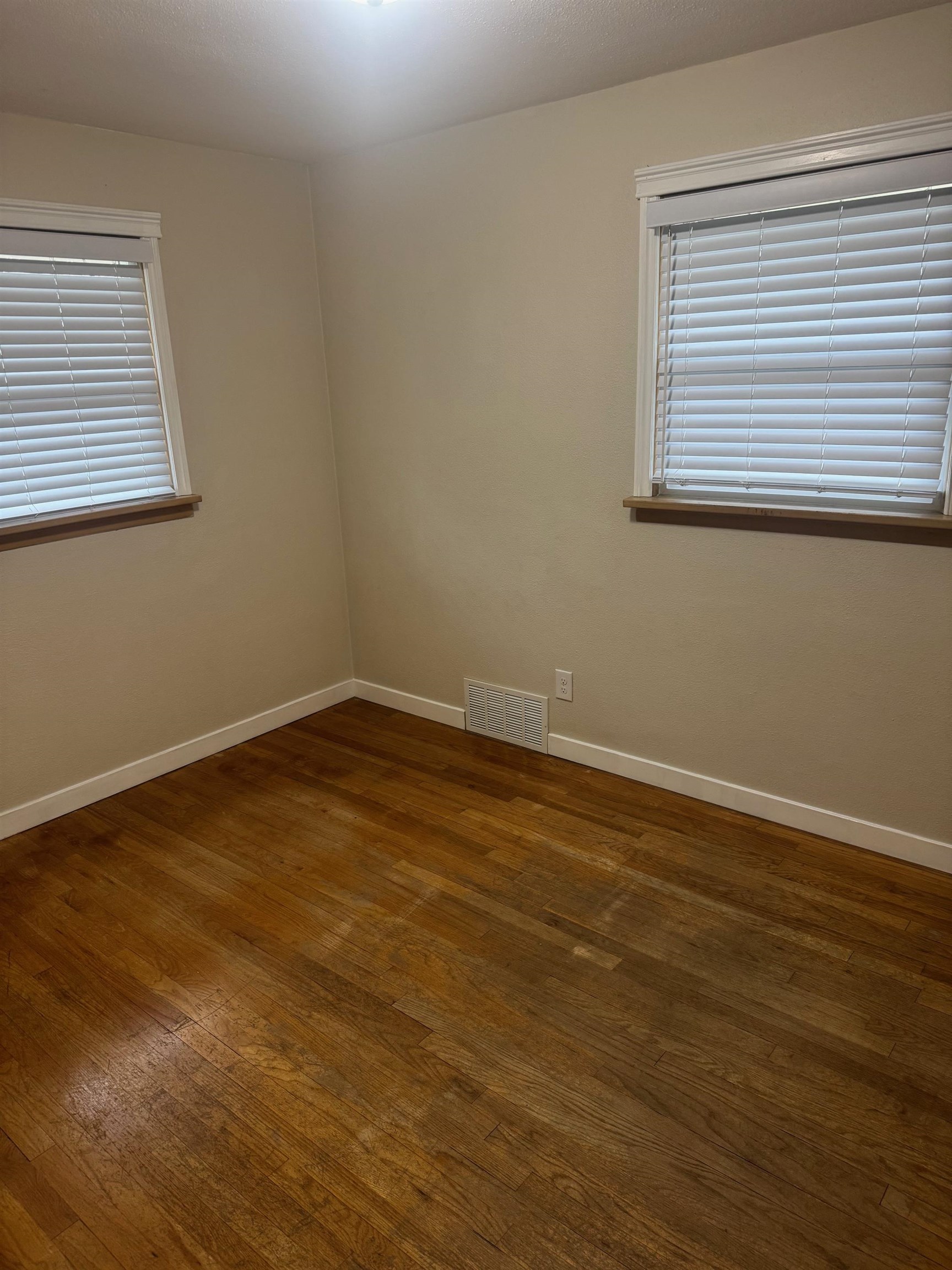 301 E Ermina Ave - Photo 13