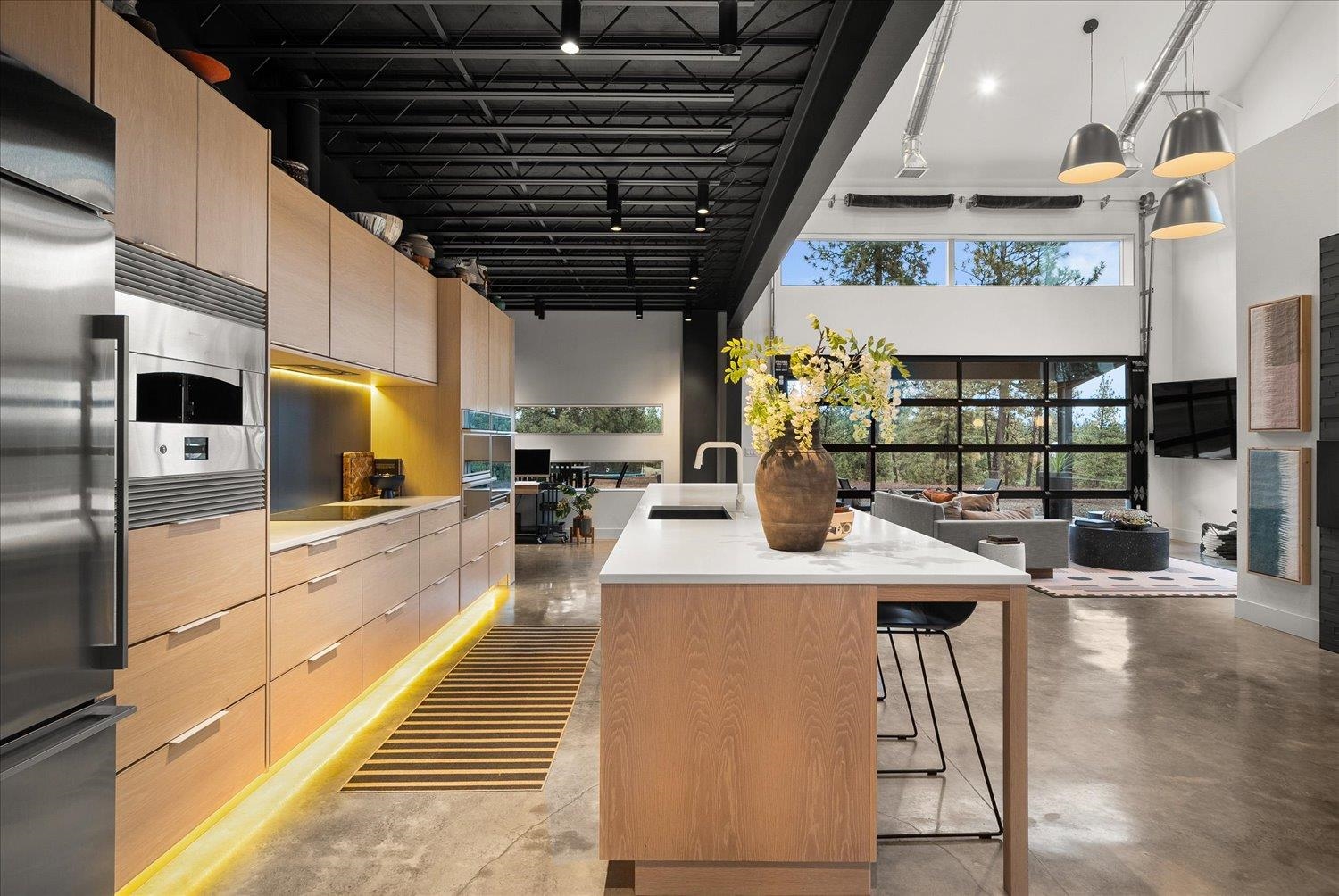 618 E WASHINGTON Rd - Photo 8