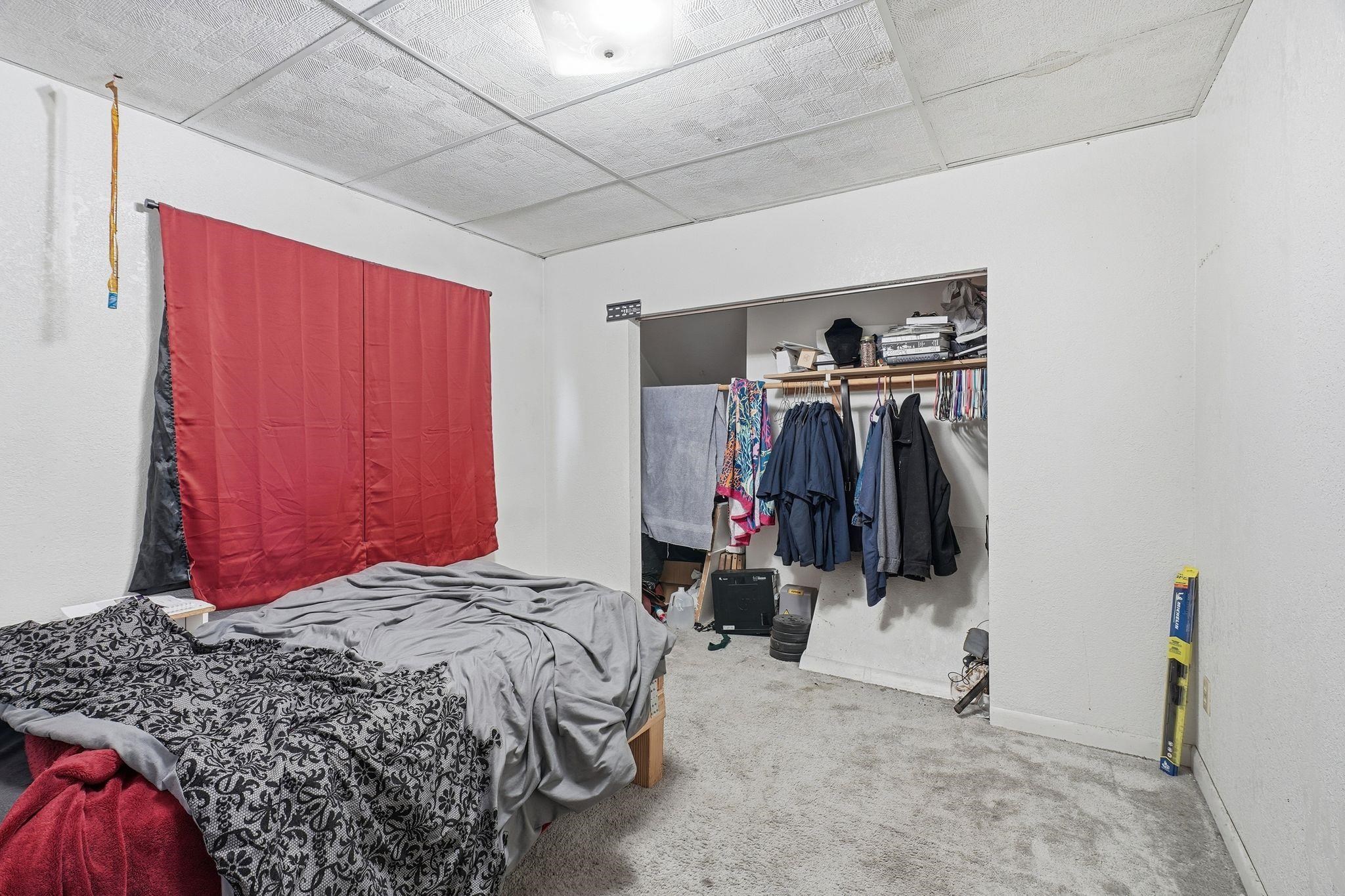 1213 W Maxwell Ave - Photo 12