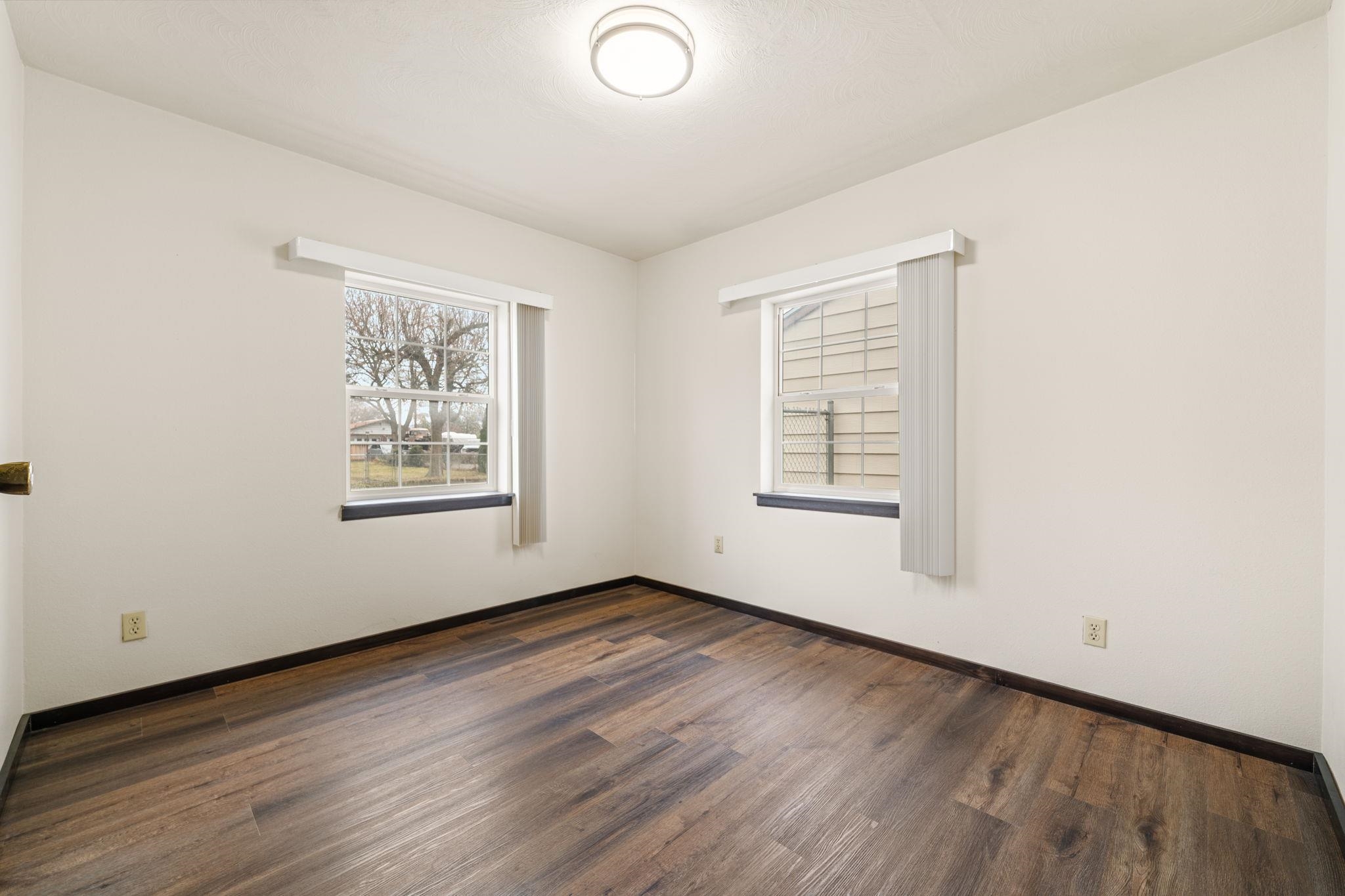 4401 N Best Rd - Photo 13