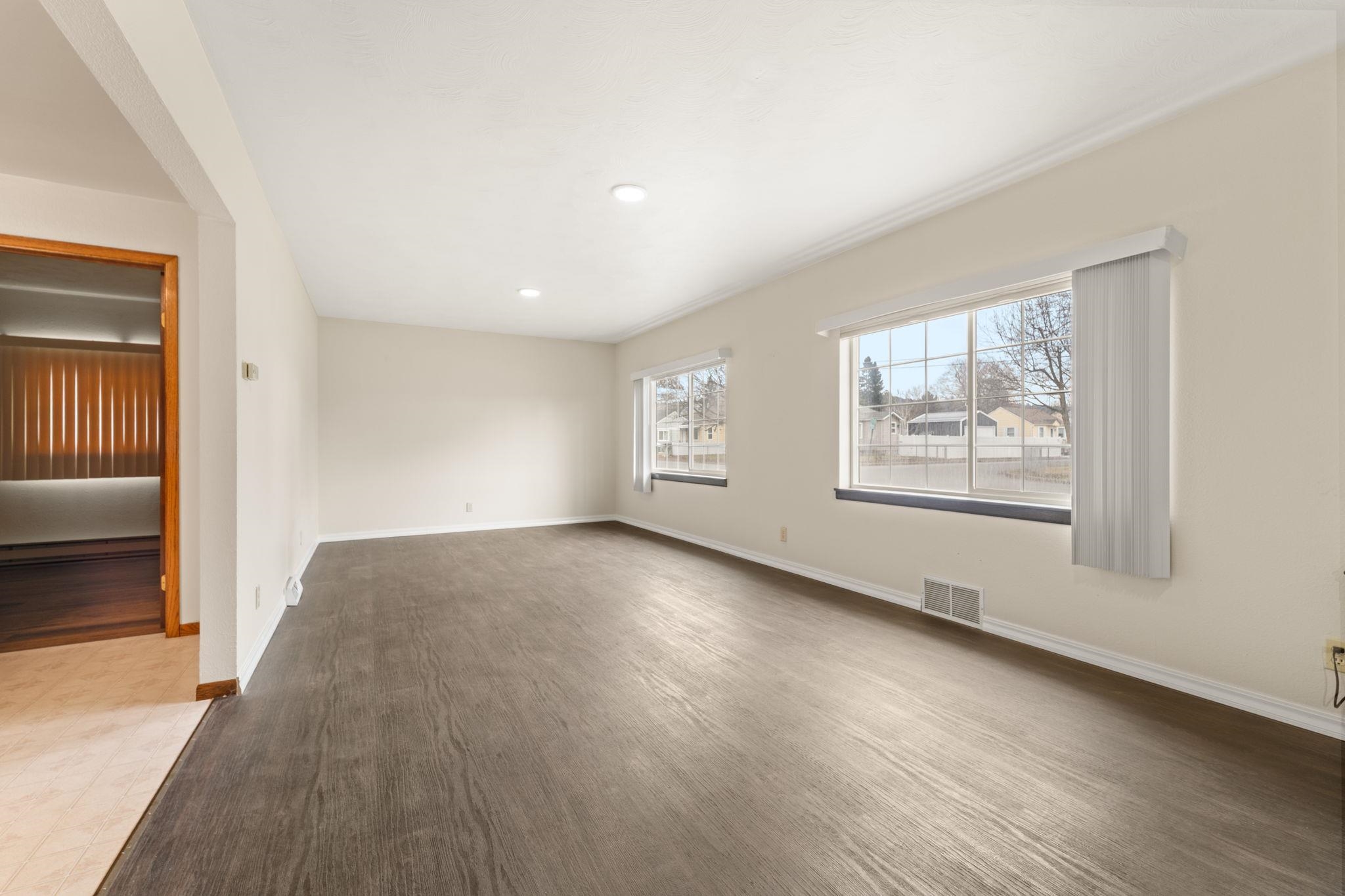 4401 N Best Rd - Photo 3