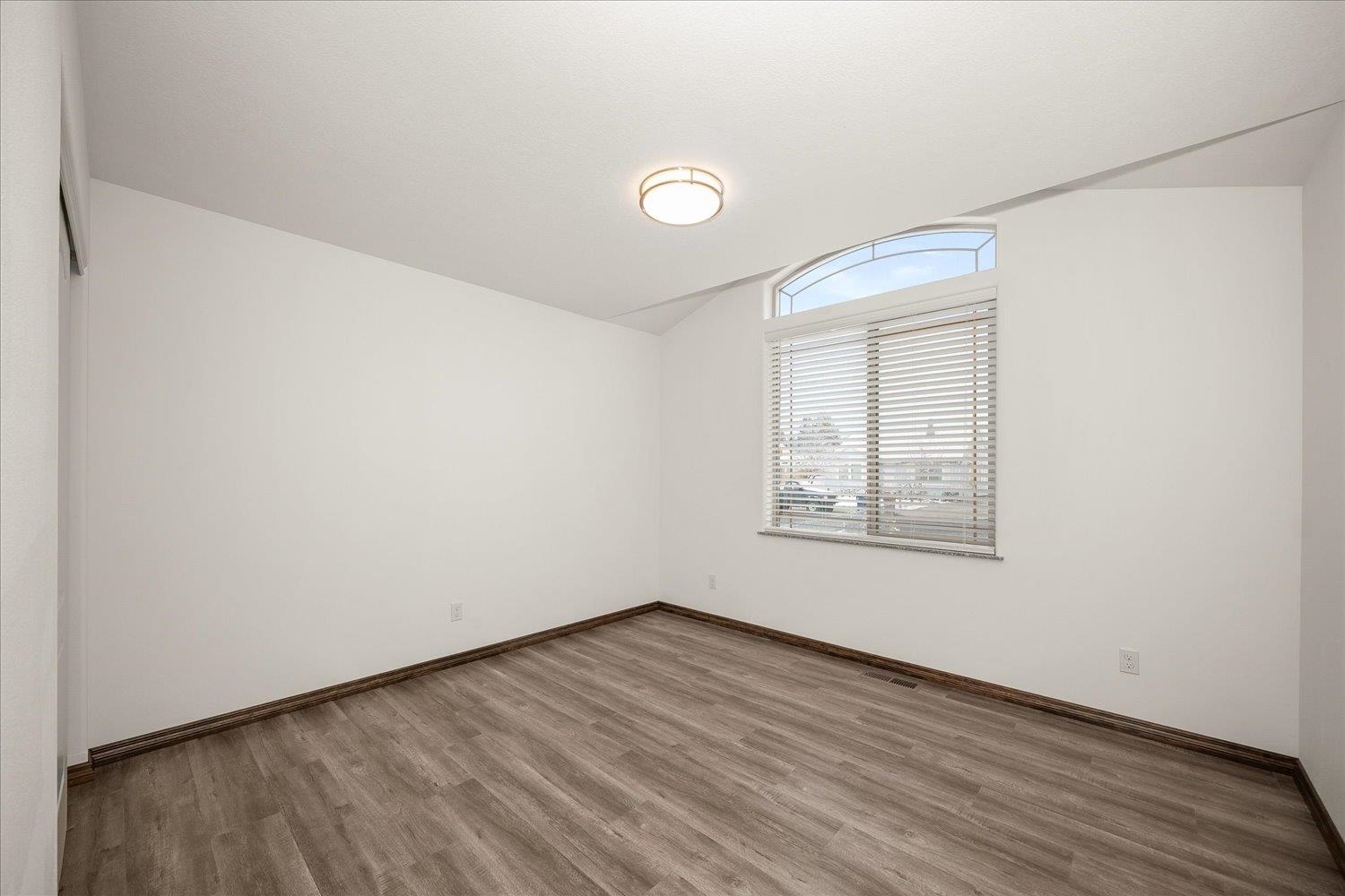 3212 E 33rd Ave - Photo 16
