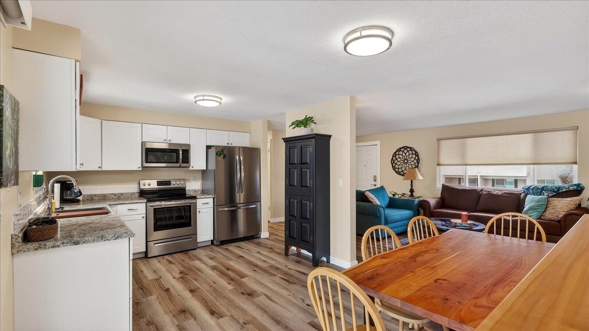 815 E Beacon Ave - Photo 11