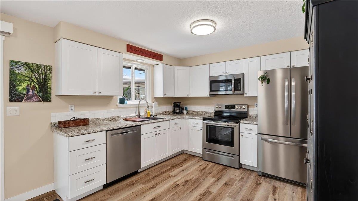 815 E Beacon Ave - Photo 15