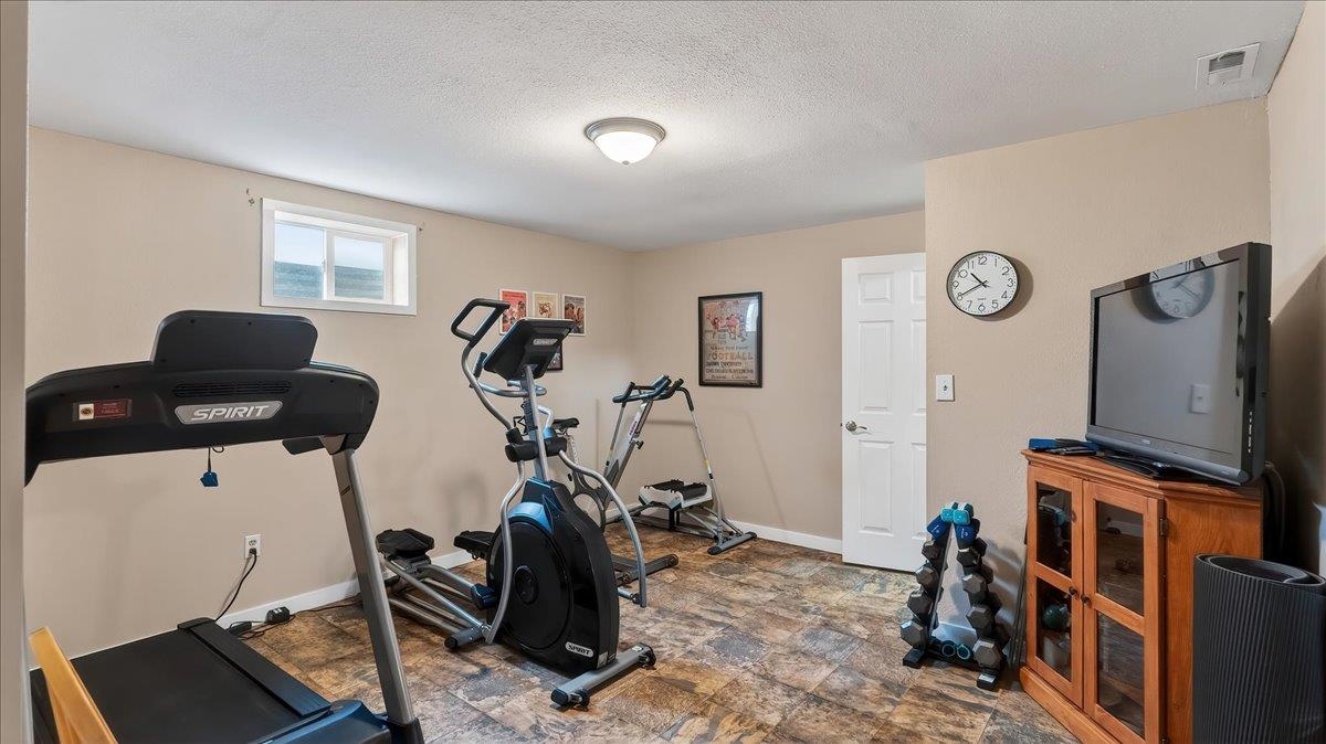 815 E Beacon Ave - Photo 22