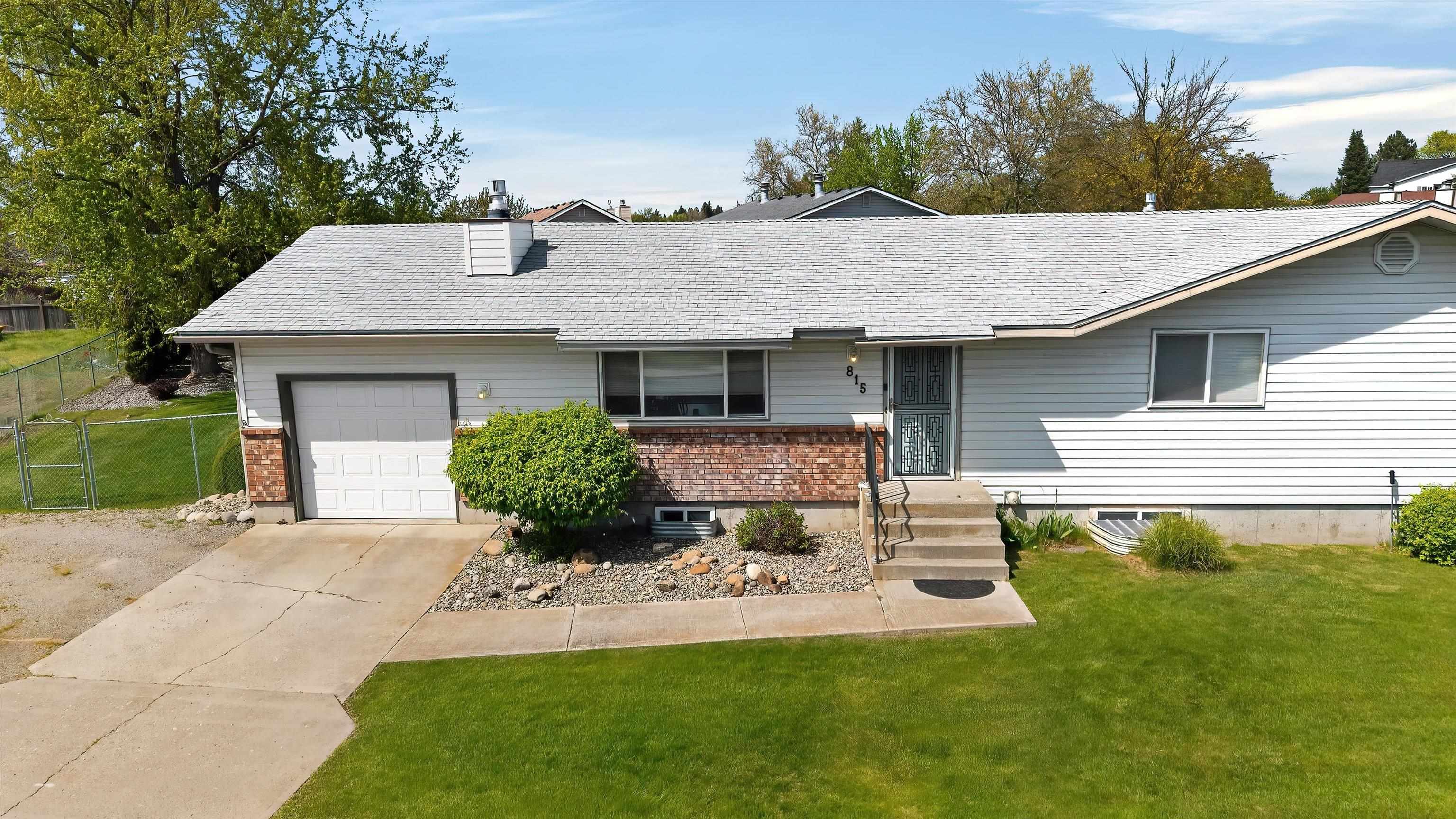 815 E Beacon Ave - Photo 47