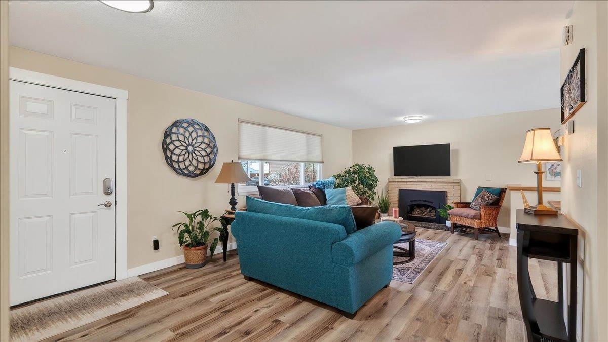 815 E Beacon Ave - Photo 6