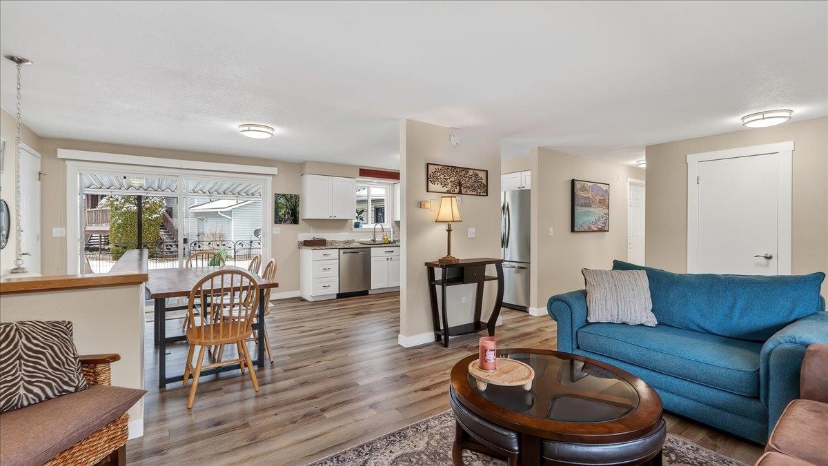 815 E Beacon Ave - Photo 7