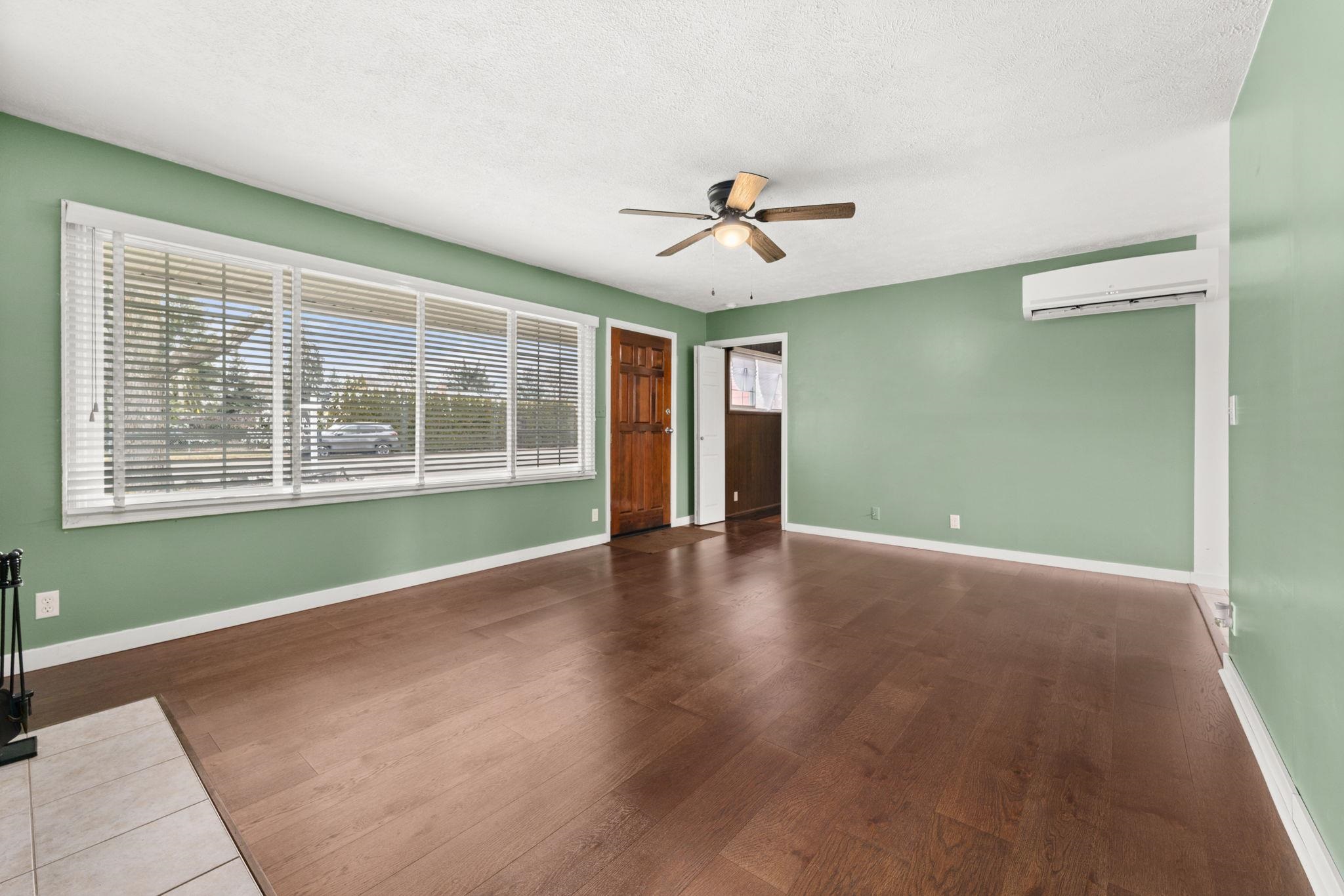1418 N Bowman Rd - Photo 4